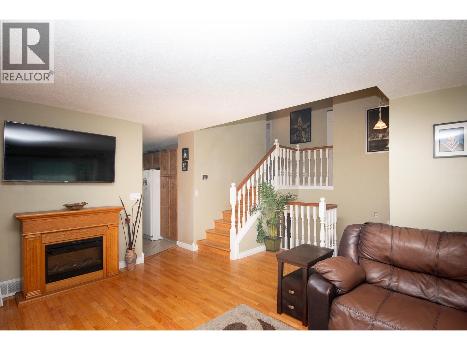 1704 Cedarwood Court Property Photo 8