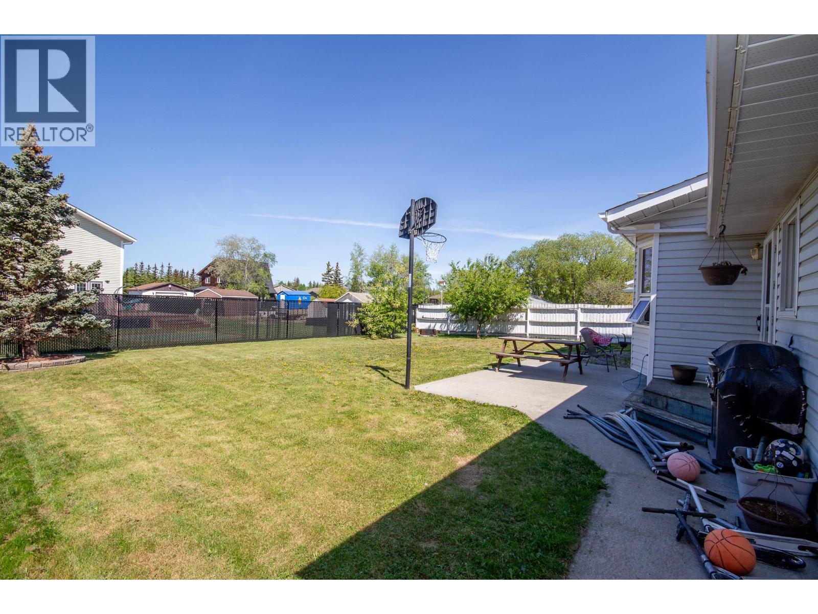 1704 Cedarwood Court Property Photo 21