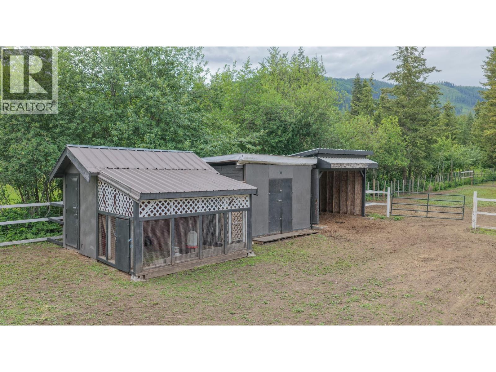 272 Lumby Mabel Lake Road Property Photo 7