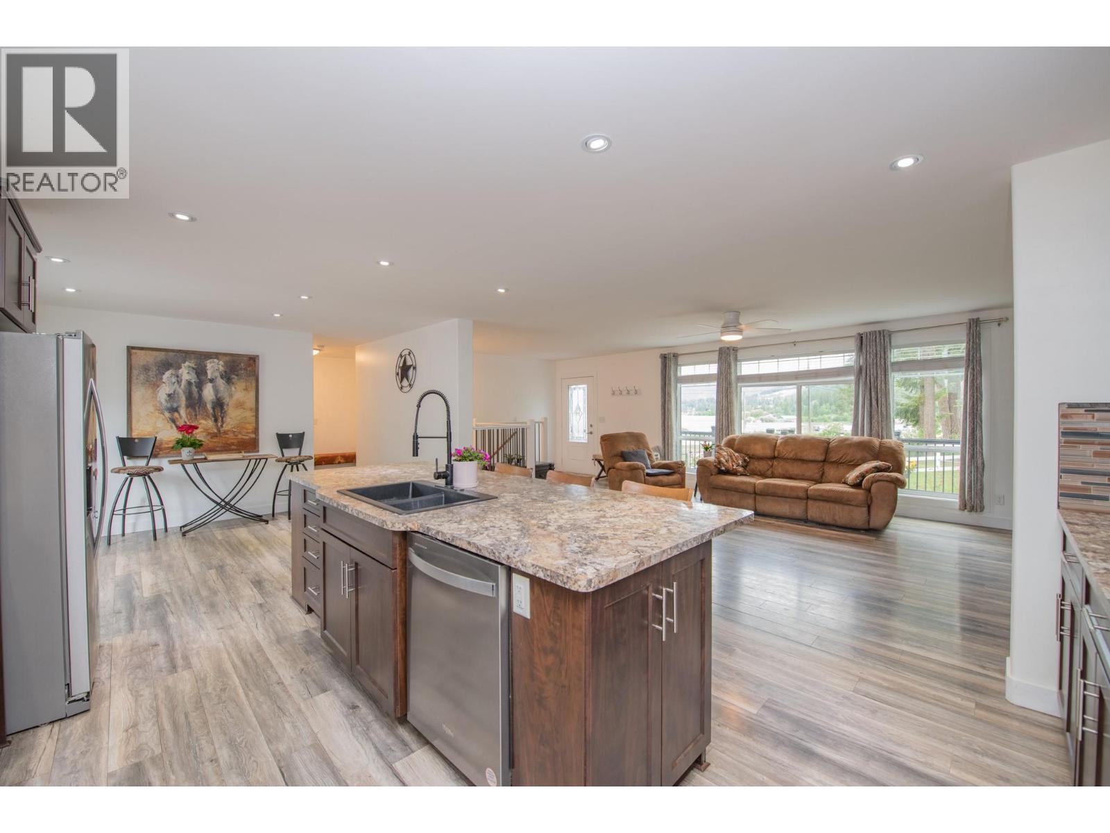 272 Lumby Mabel Lake Road Property Photo 12