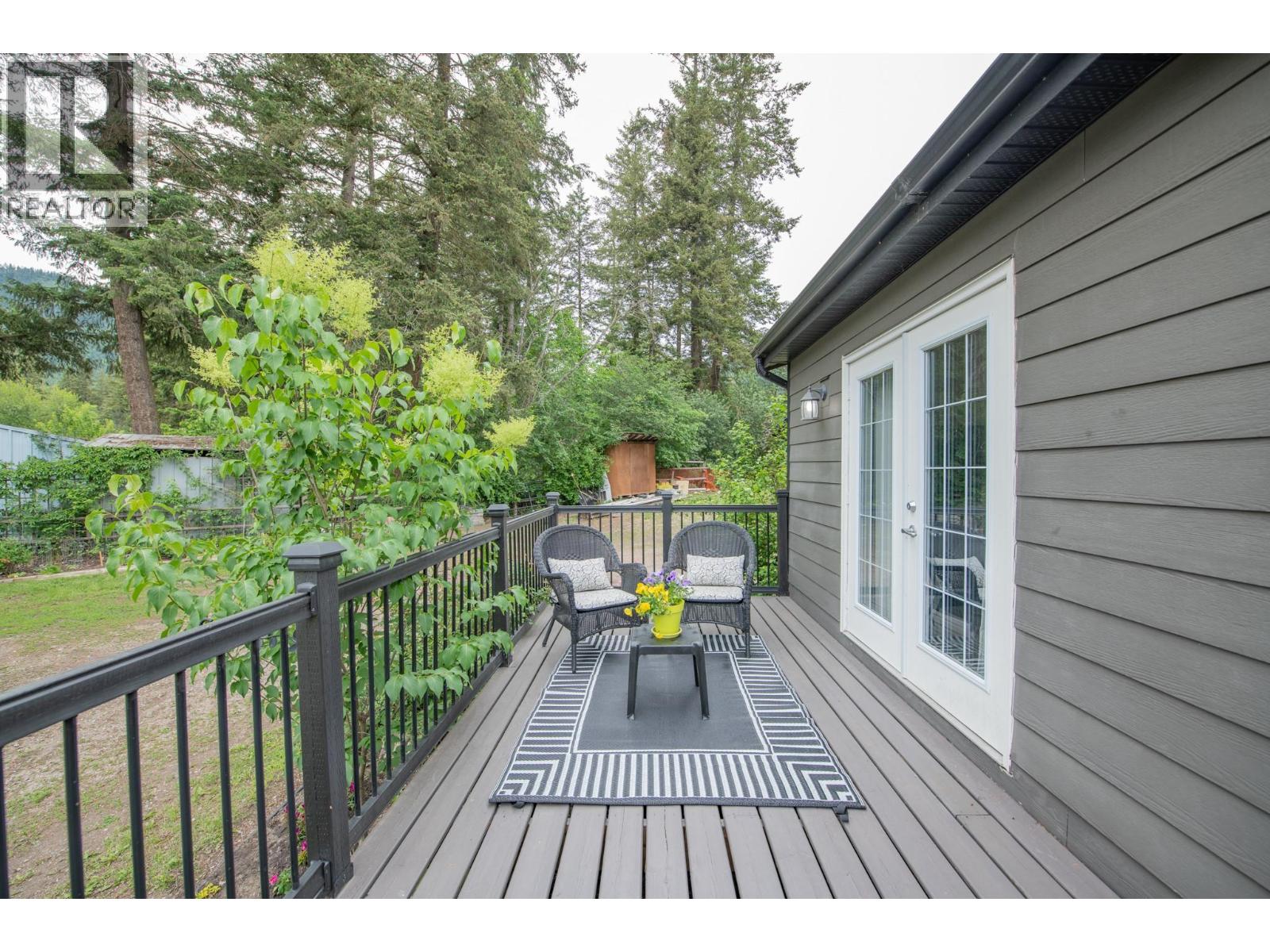 272 Lumby Mabel Lake Road Property Photo 23