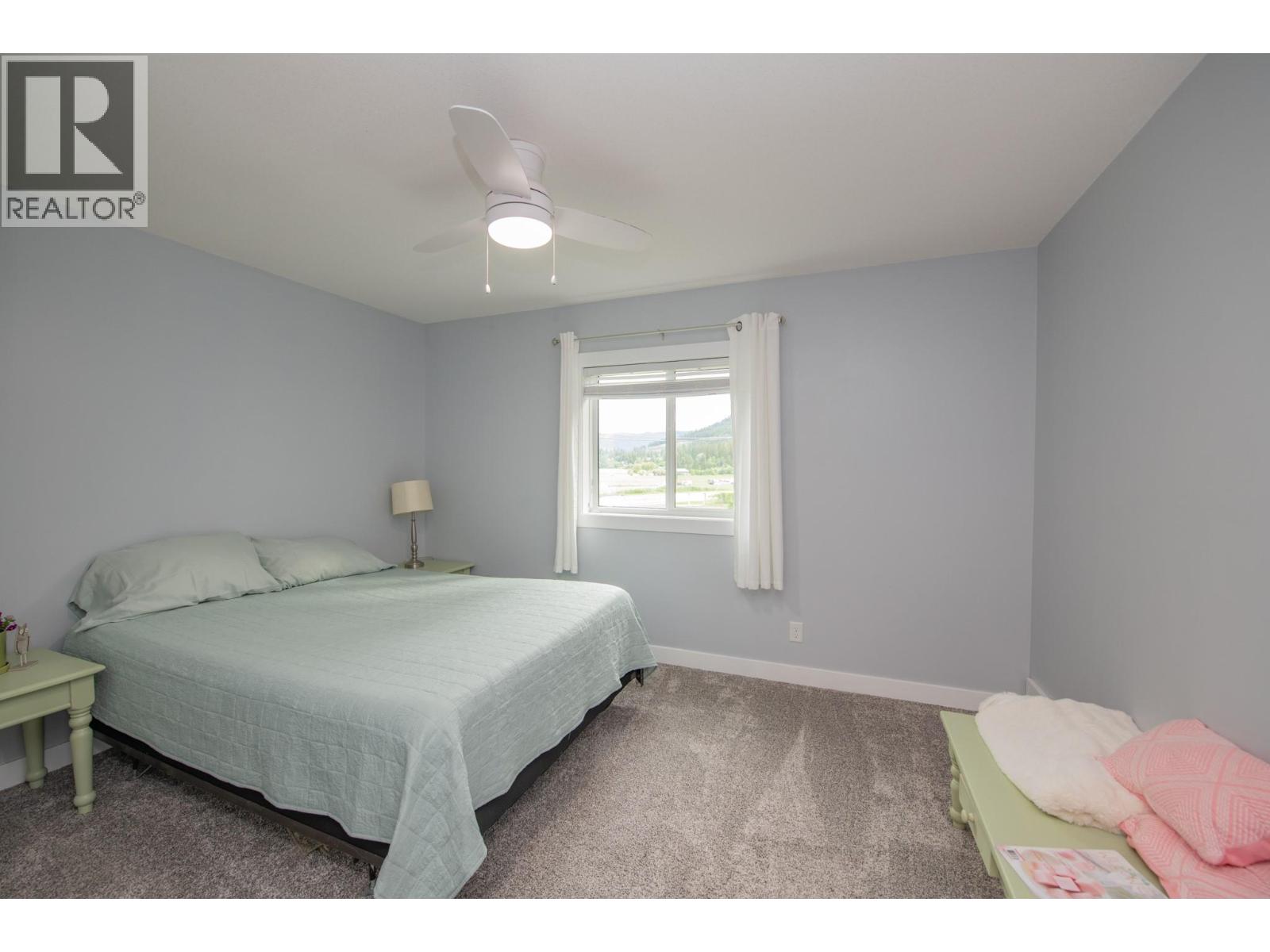272 Lumby Mabel Lake Road Property Photo 35