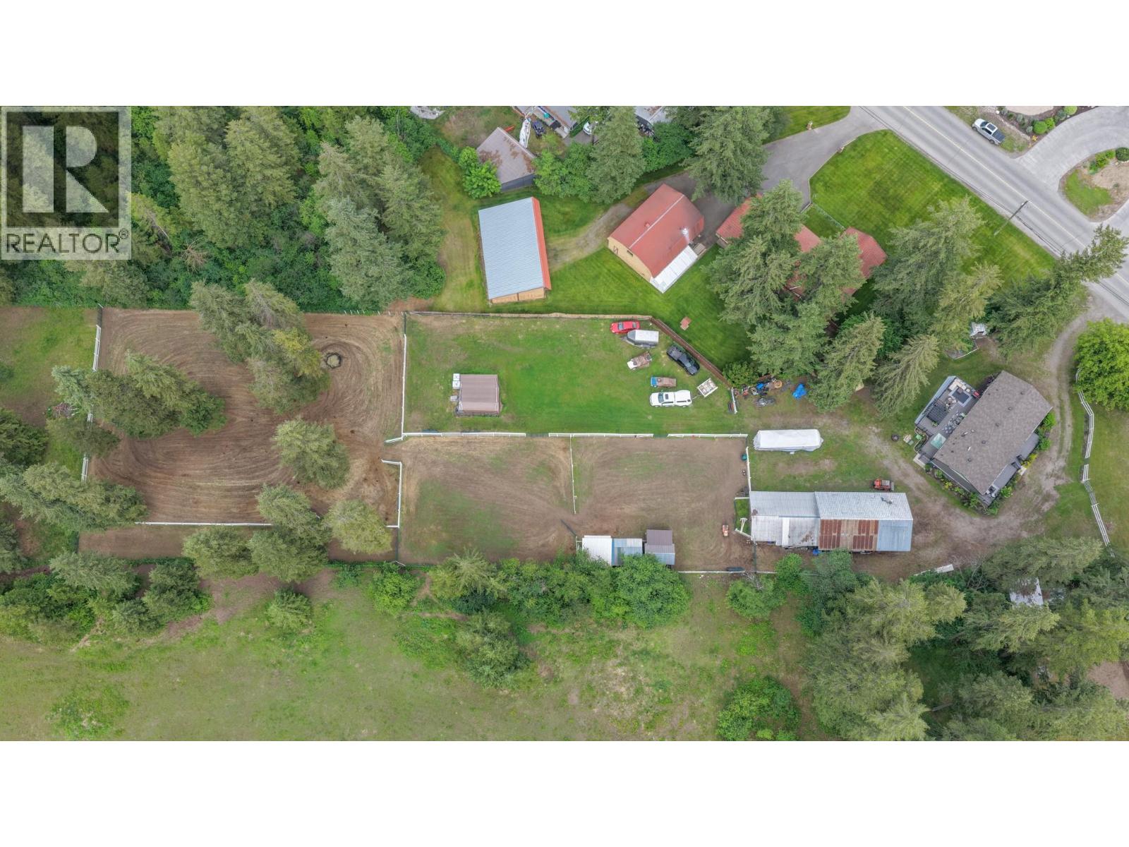 272 Lumby Mabel Lake Road Property Photo 43