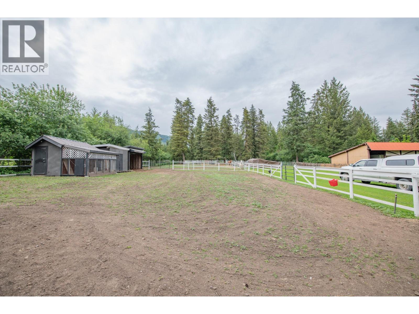272 Lumby Mabel Lake Road Property Photo 47