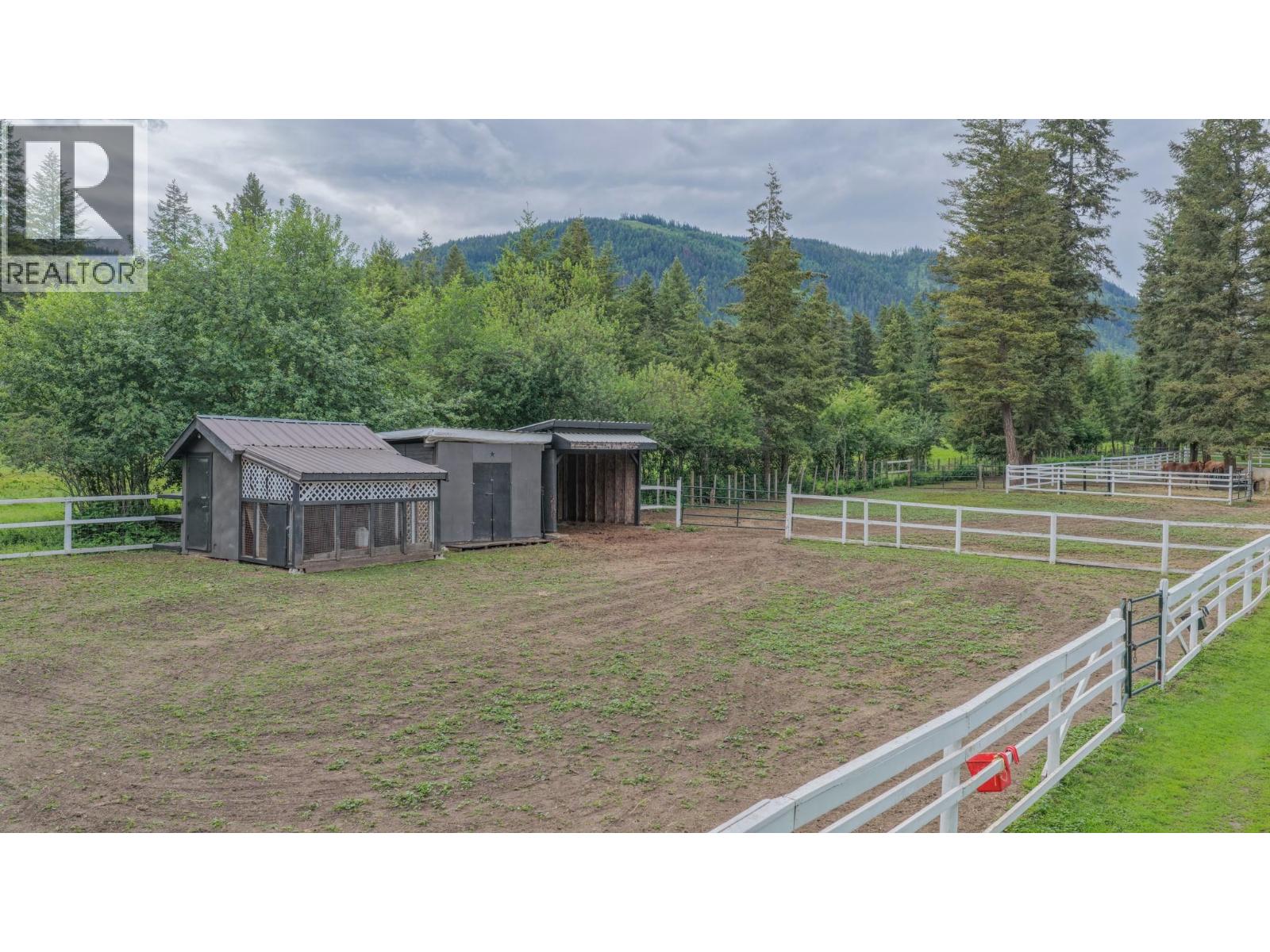 272 Lumby Mabel Lake Road Property Photo 48