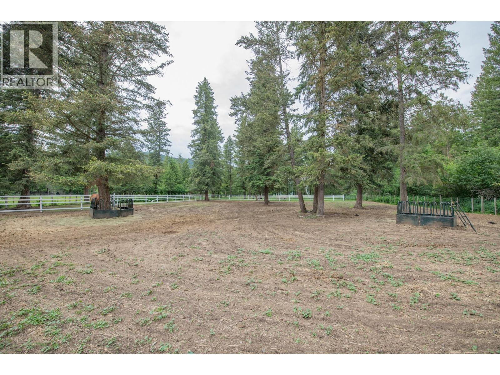 272 Lumby Mabel Lake Road Property Photo 52