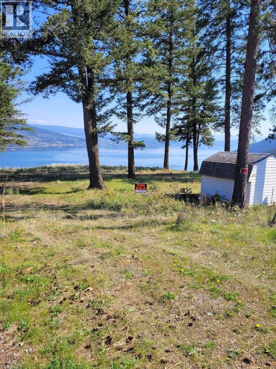 7185 Dunwaters Road Property Photo 9