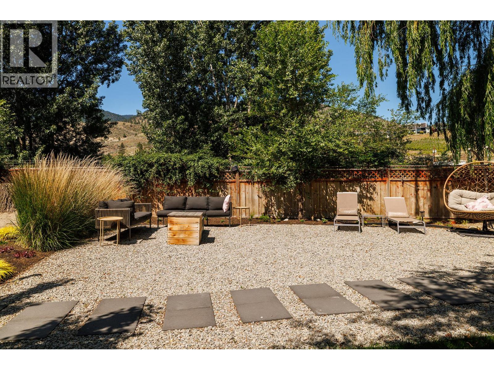 4201 Skaha Lake Road Property Photo 14