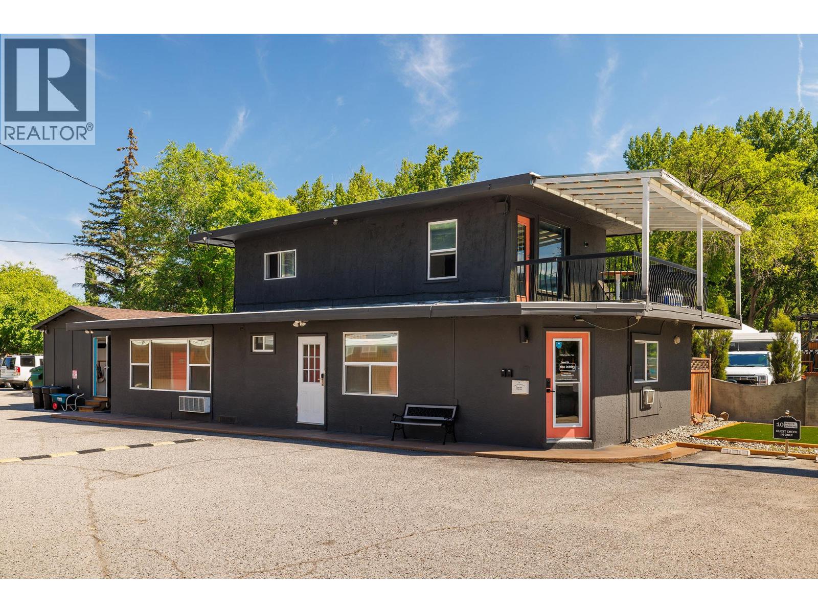 4201 Skaha Lake Road Property Photo 18
