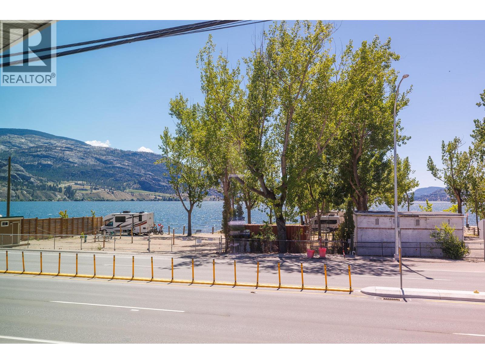 4201 Skaha Lake Road Property Photo 43
