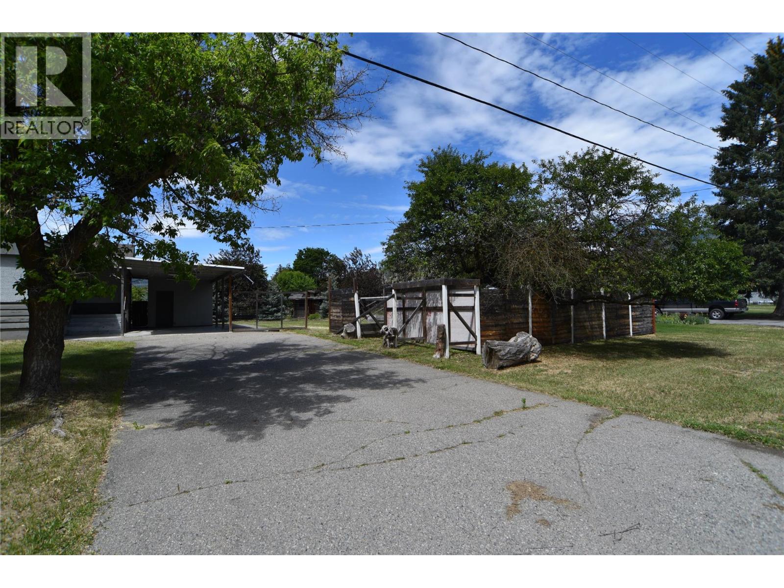 6624 19th Street Property Photo 5
