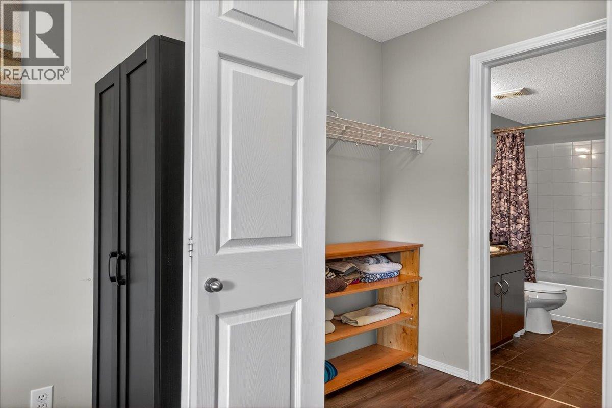 205 Third Avenue Unit# 3413 Property Photo 19