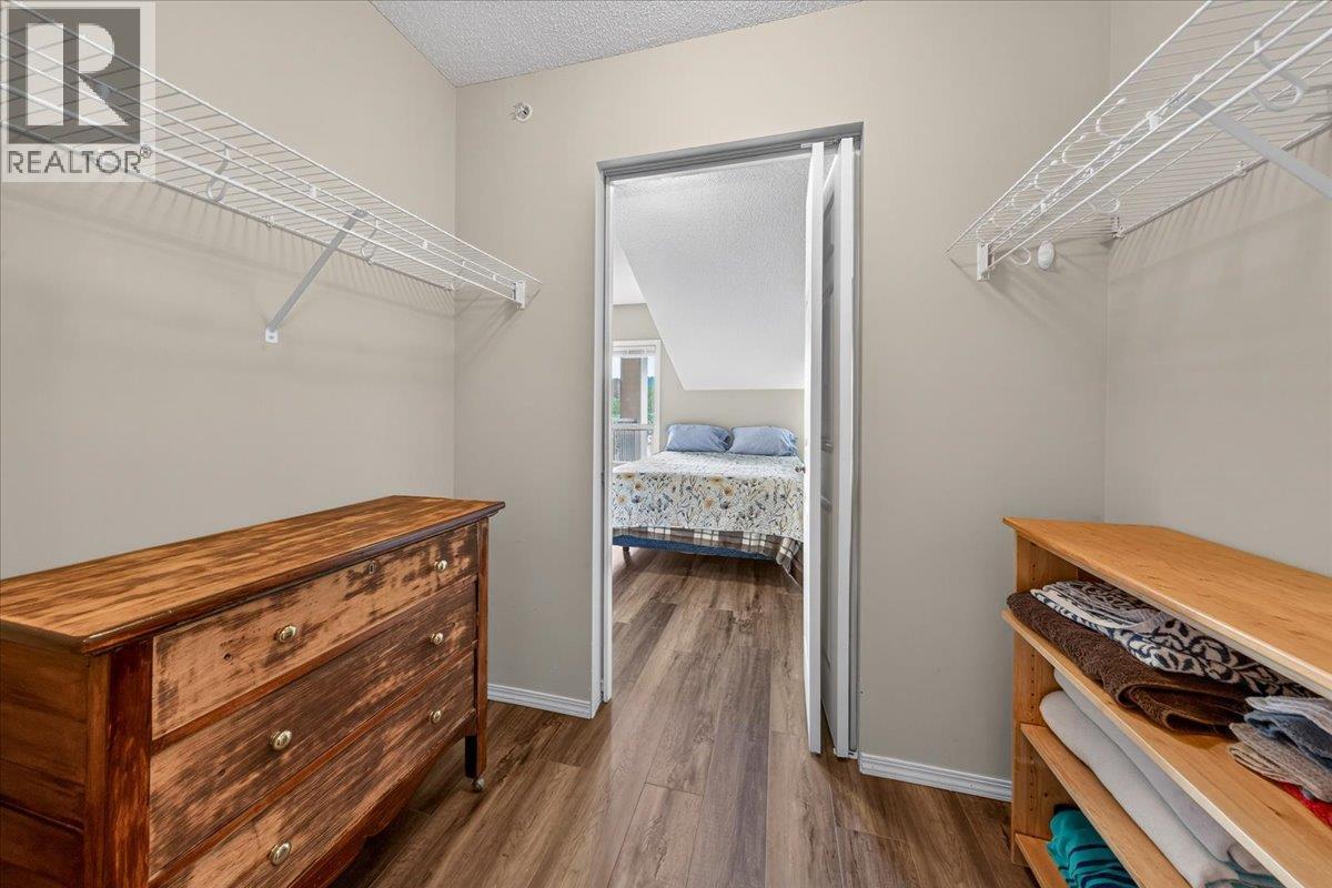 205 Third Avenue Unit# 3413 Property Photo 21