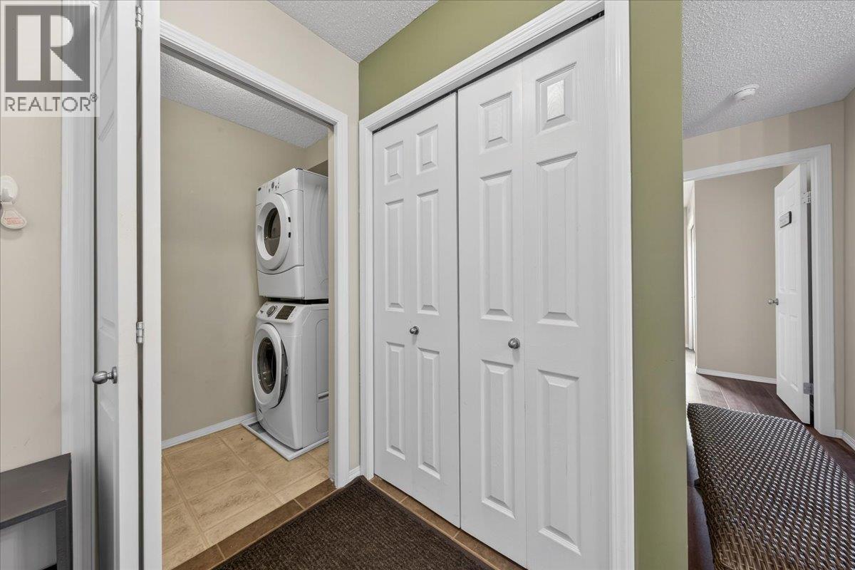 205 Third Avenue Unit# 3413 Property Photo 24