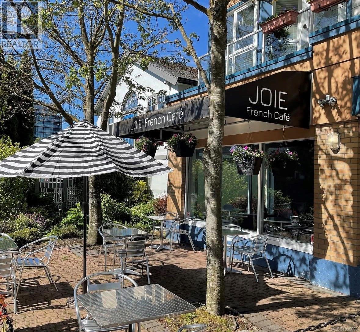 1610 Cook St Property Photo 1