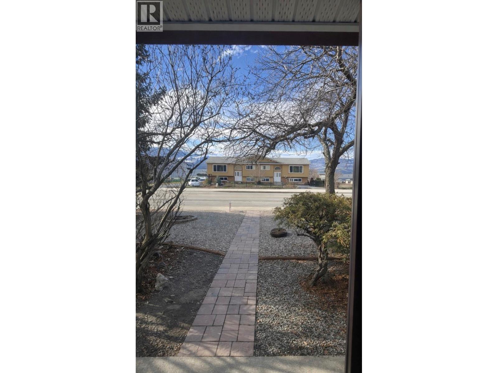 2052 Atkinson Street Property Photo 12