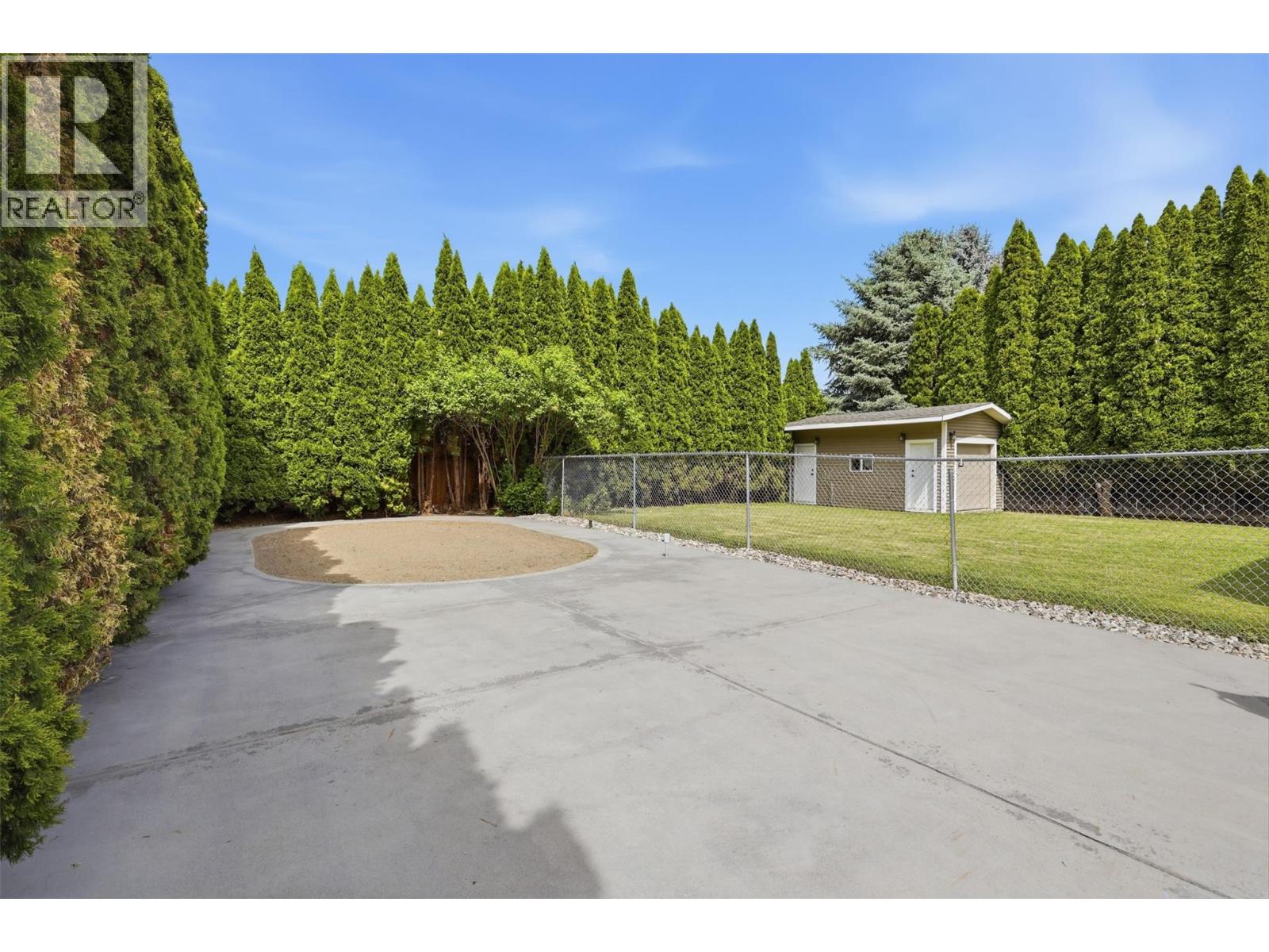 876 Serle Road Property Photo 26
