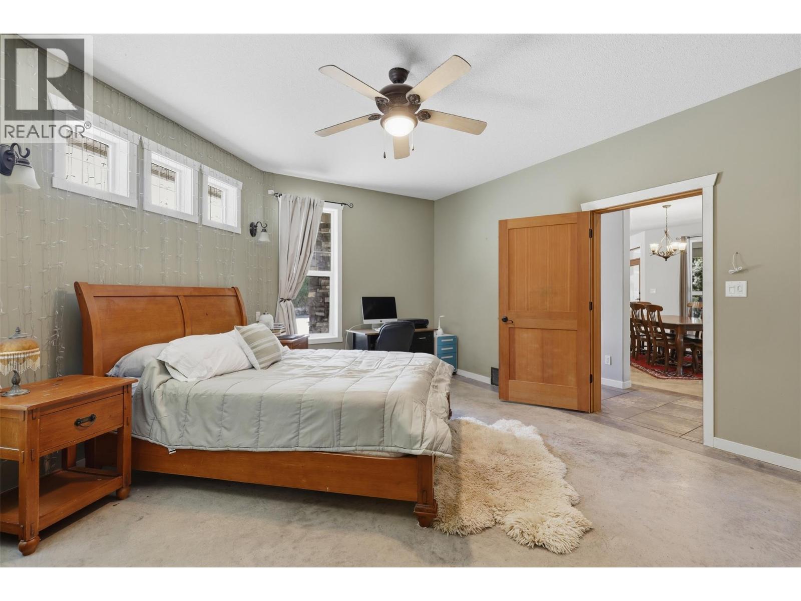 876 Serle Road Property Photo 30