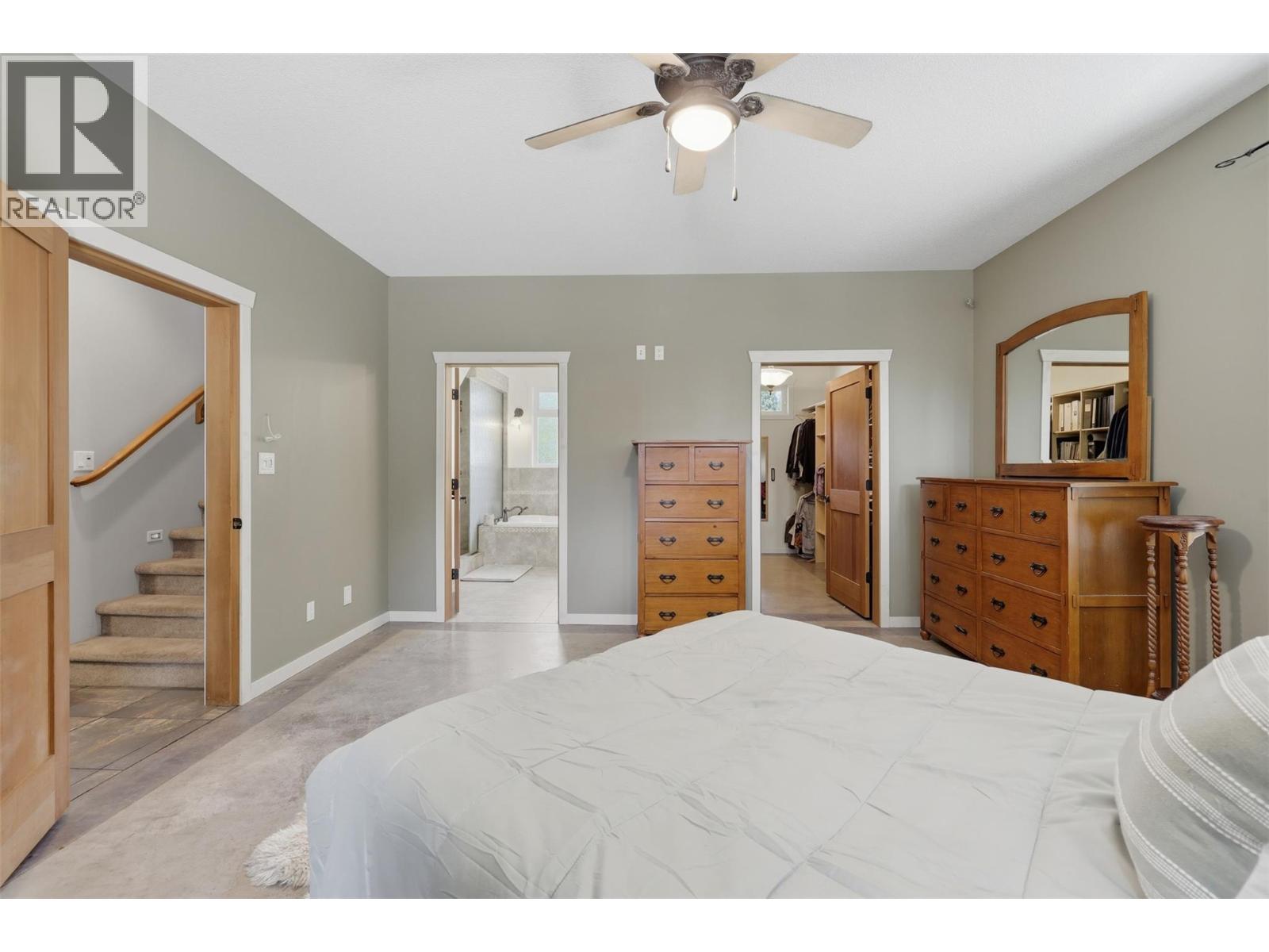 876 Serle Road Property Photo 31