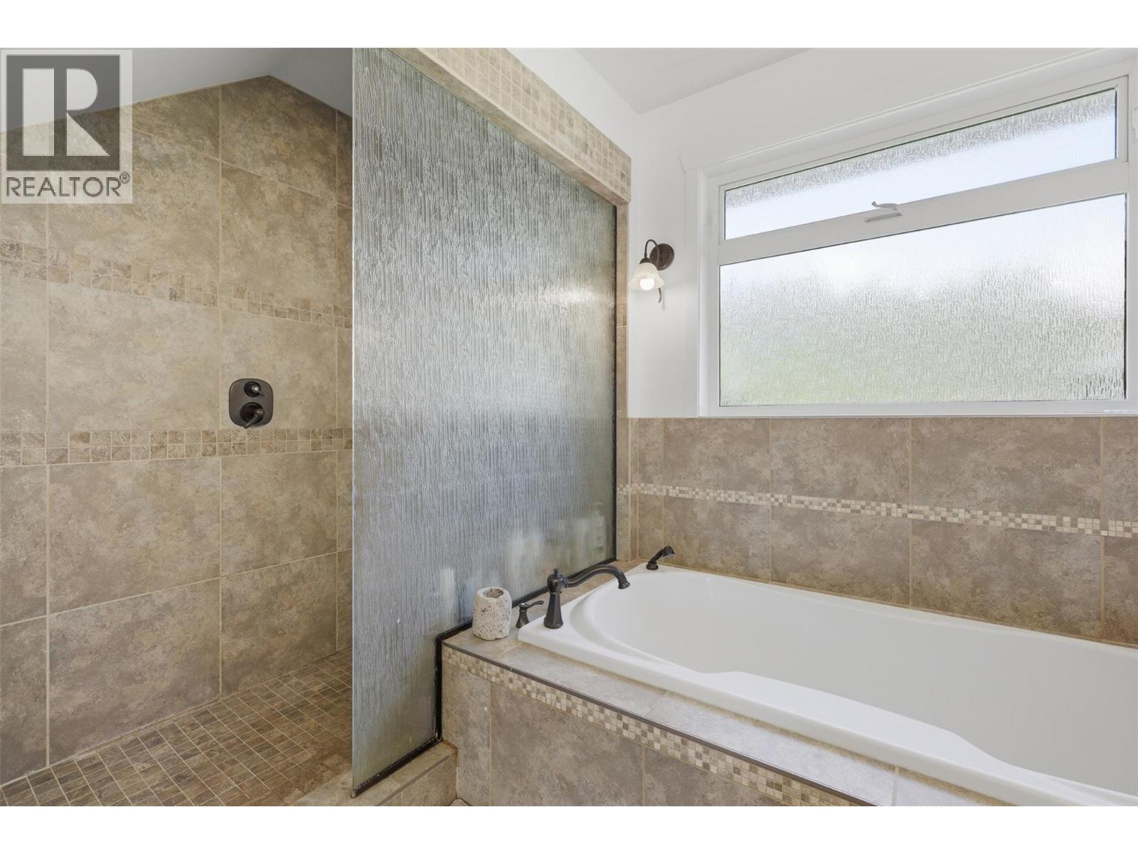 876 Serle Road Property Photo 34