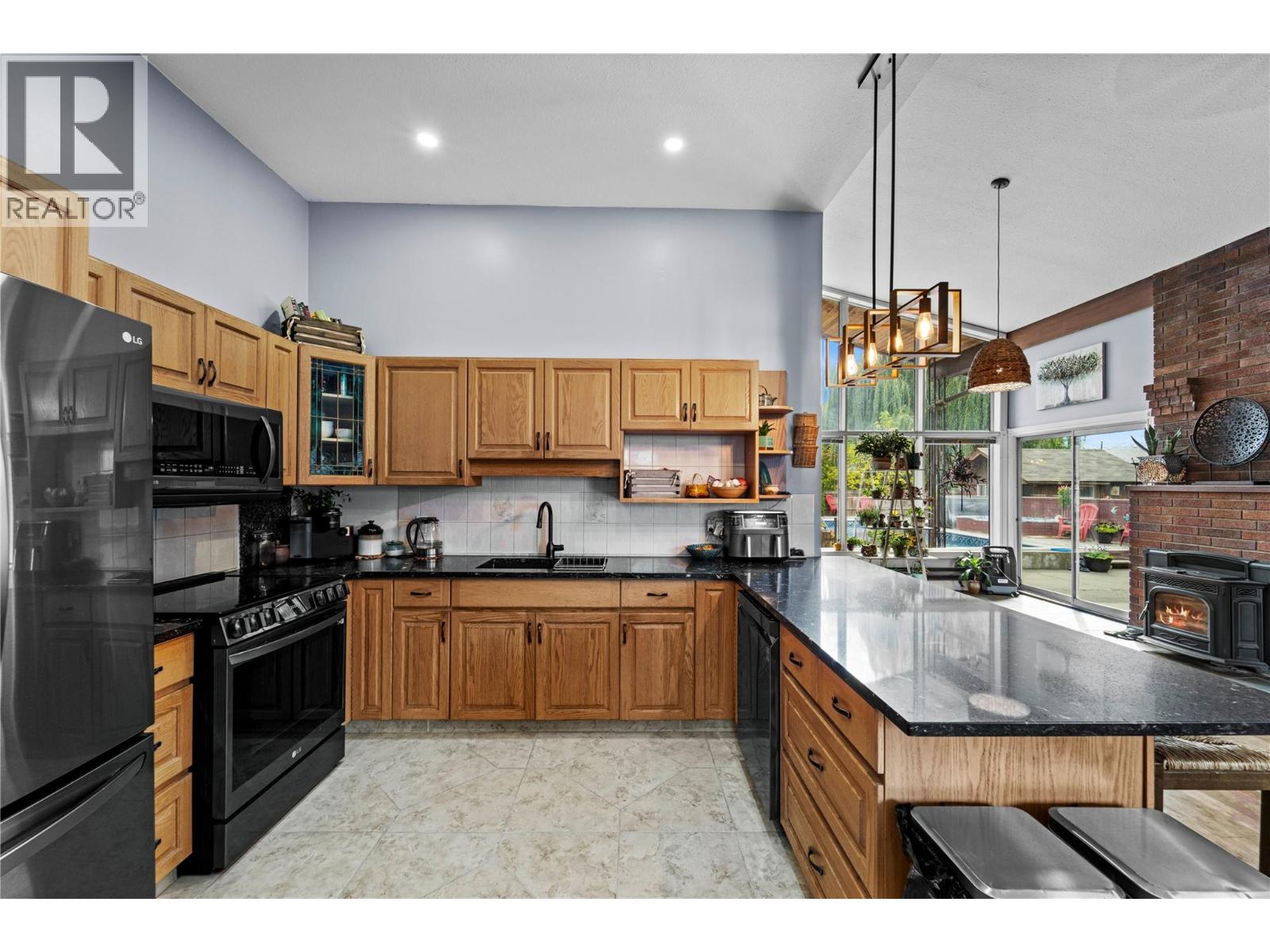 1732 Granite Avenue Property Photo 12