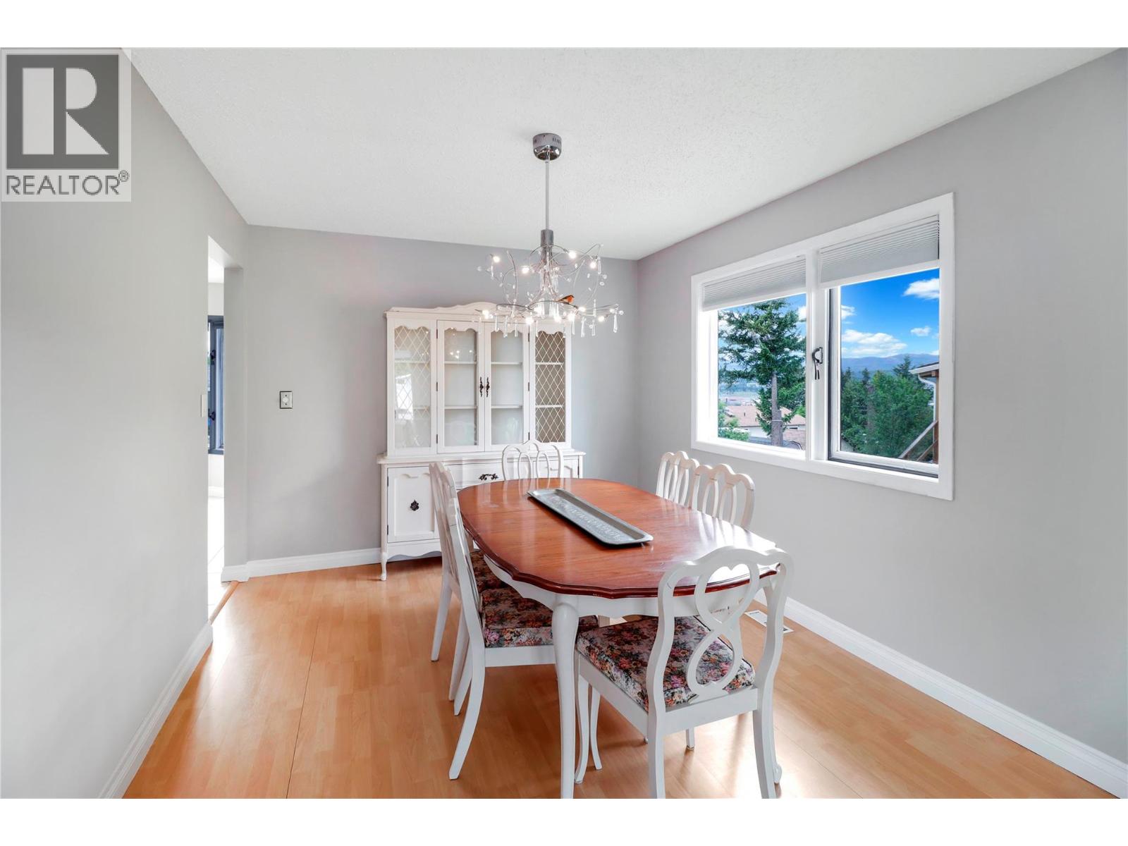 1708 Mt Nelson Crescent Property Photo 11