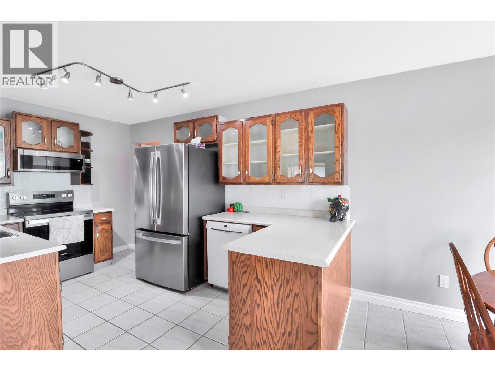 1708 Mt Nelson Crescent Property Photo 15