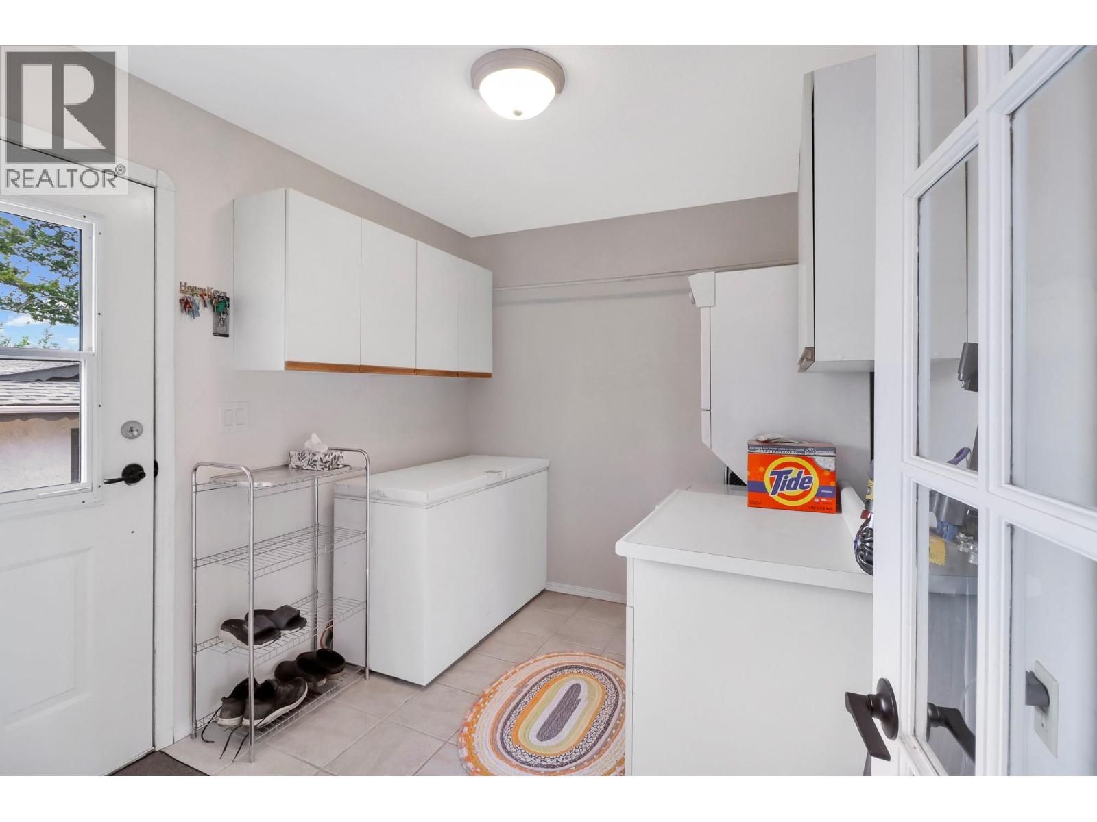 1708 Mt Nelson Crescent Property Photo 29