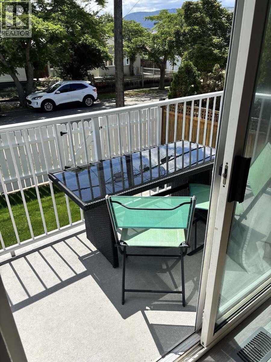 453 Alexander Avenue Property Photo 30