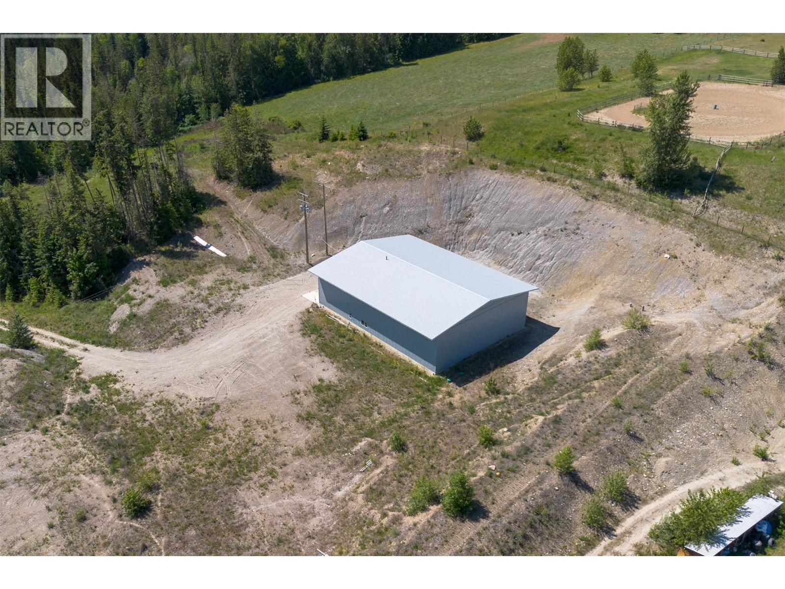 78 97b Highway Property Photo 2