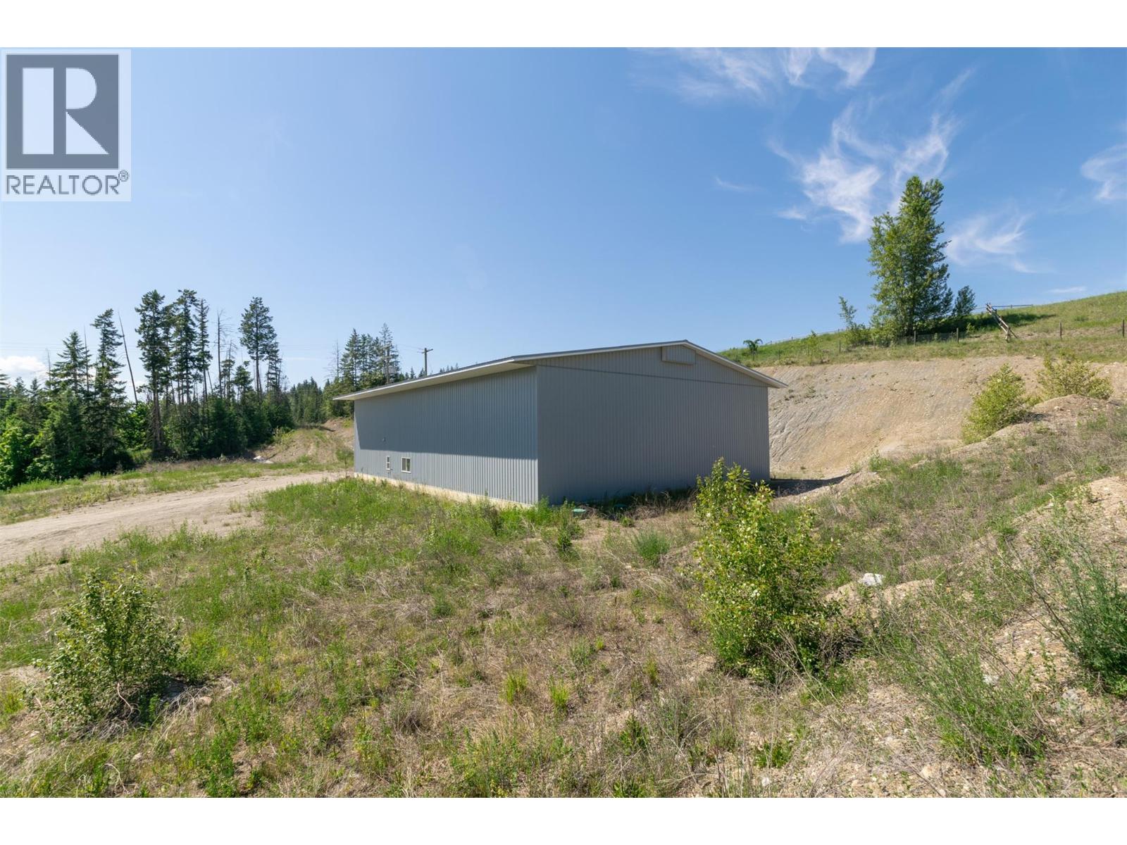 78 97b Highway Property Photo 7