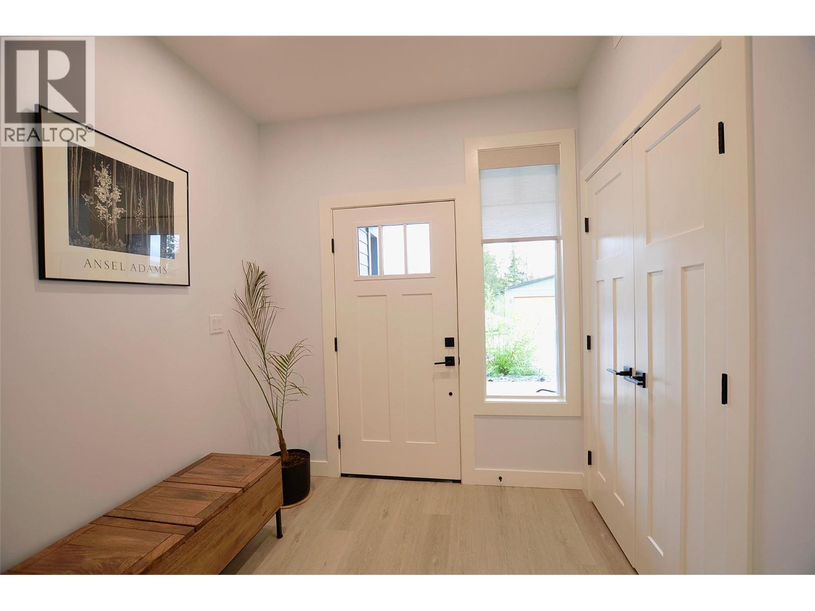 2744 Cedar Ridge Street Property Photo 6