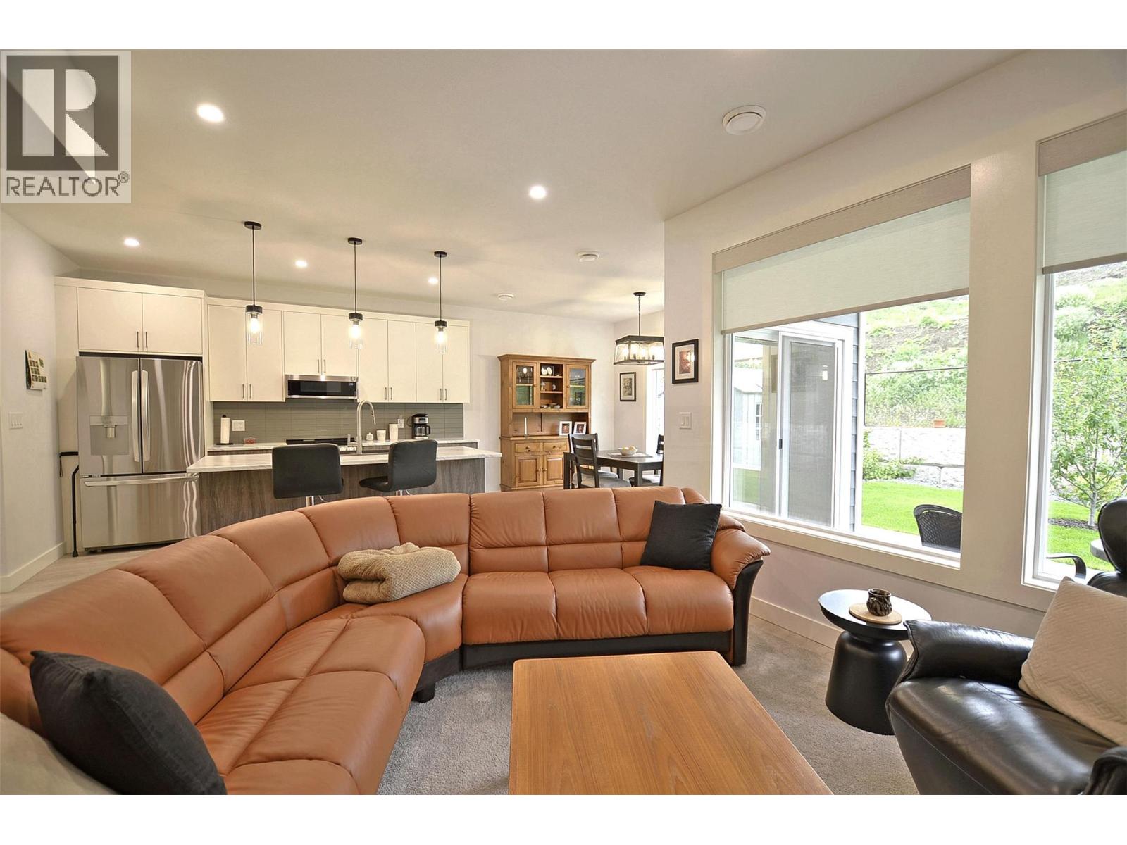 2744 Cedar Ridge Street Property Photo 8