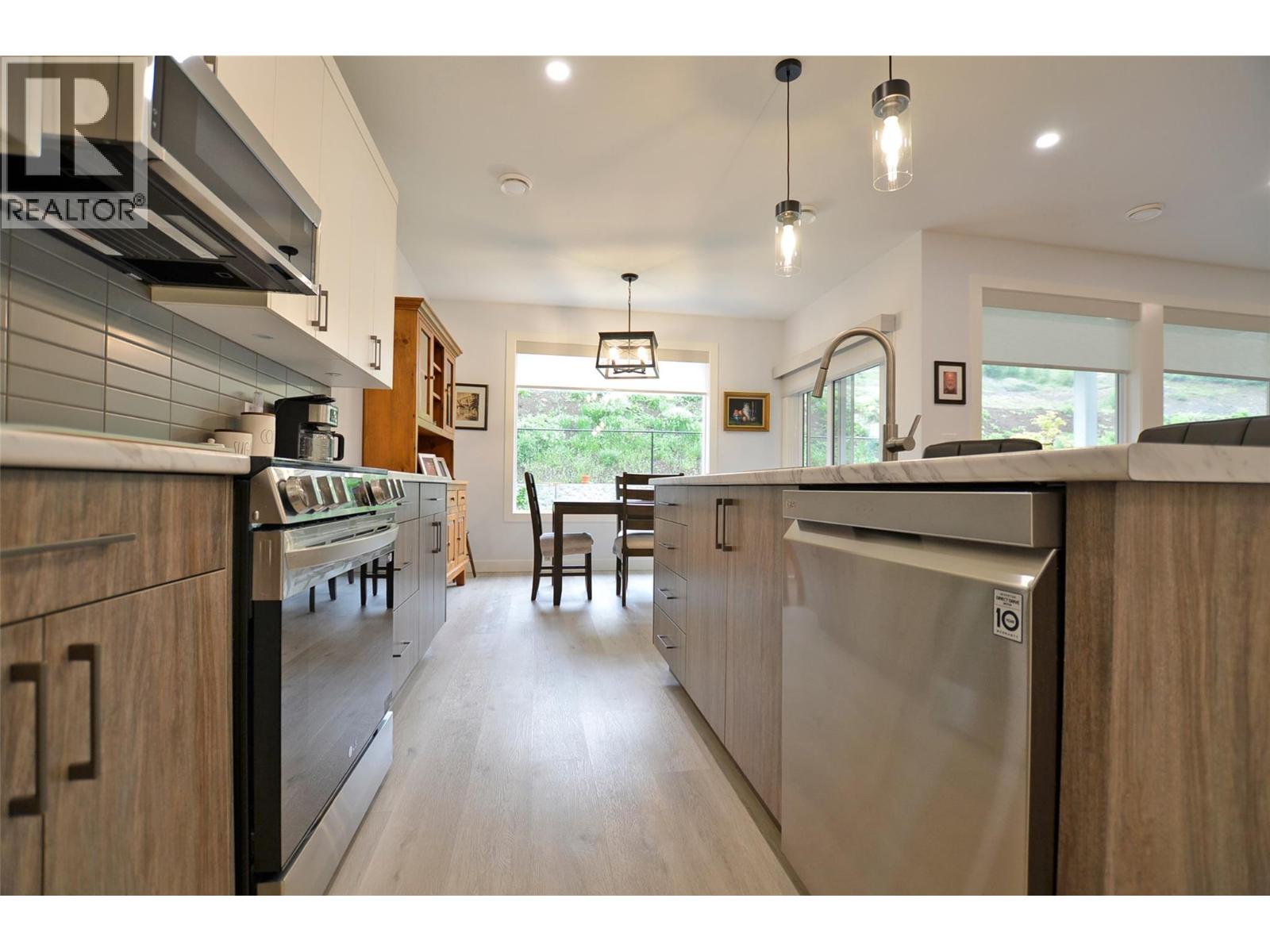 2744 Cedar Ridge Street Property Photo 20