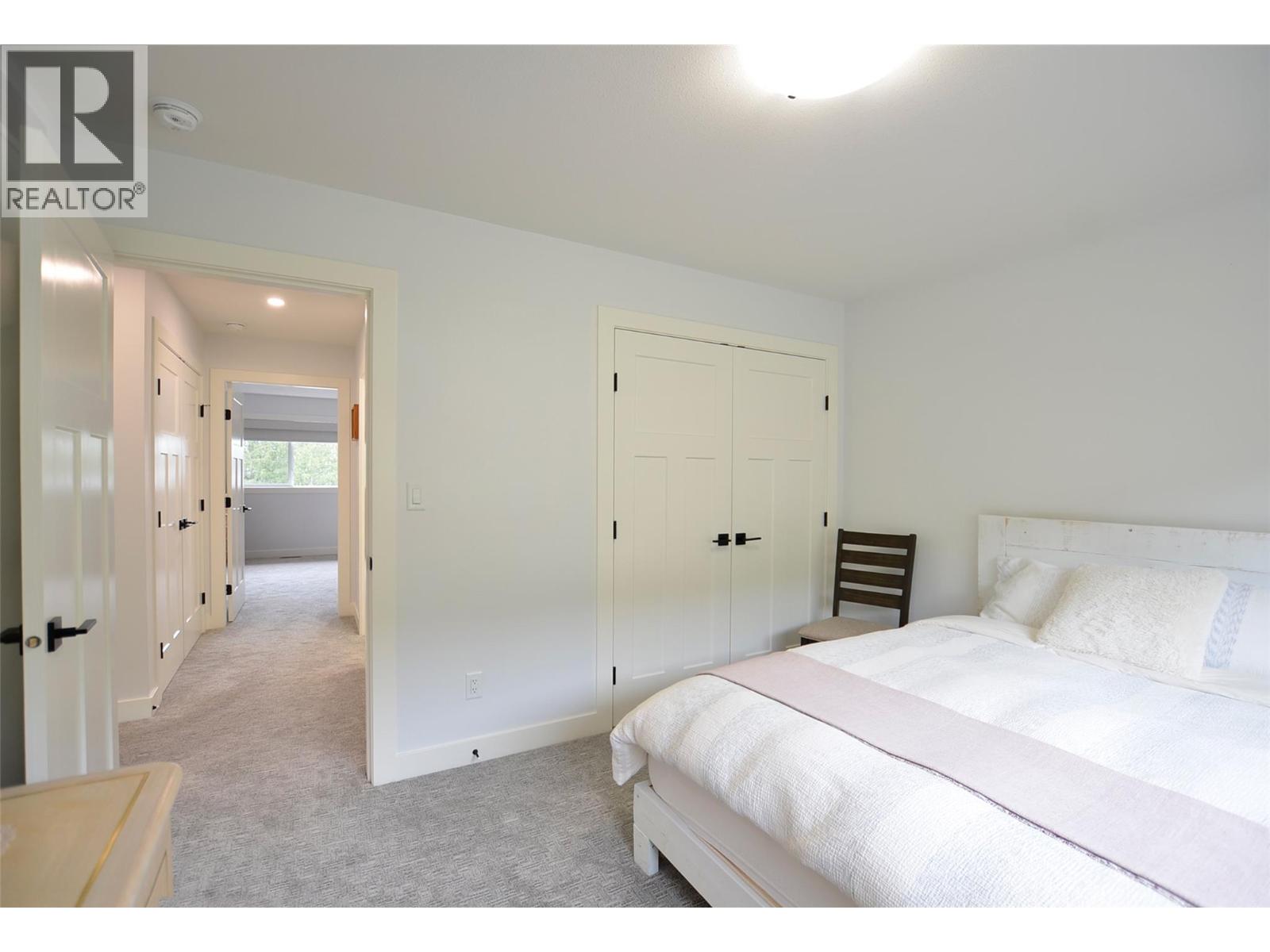 2744 Cedar Ridge Street Property Photo 28