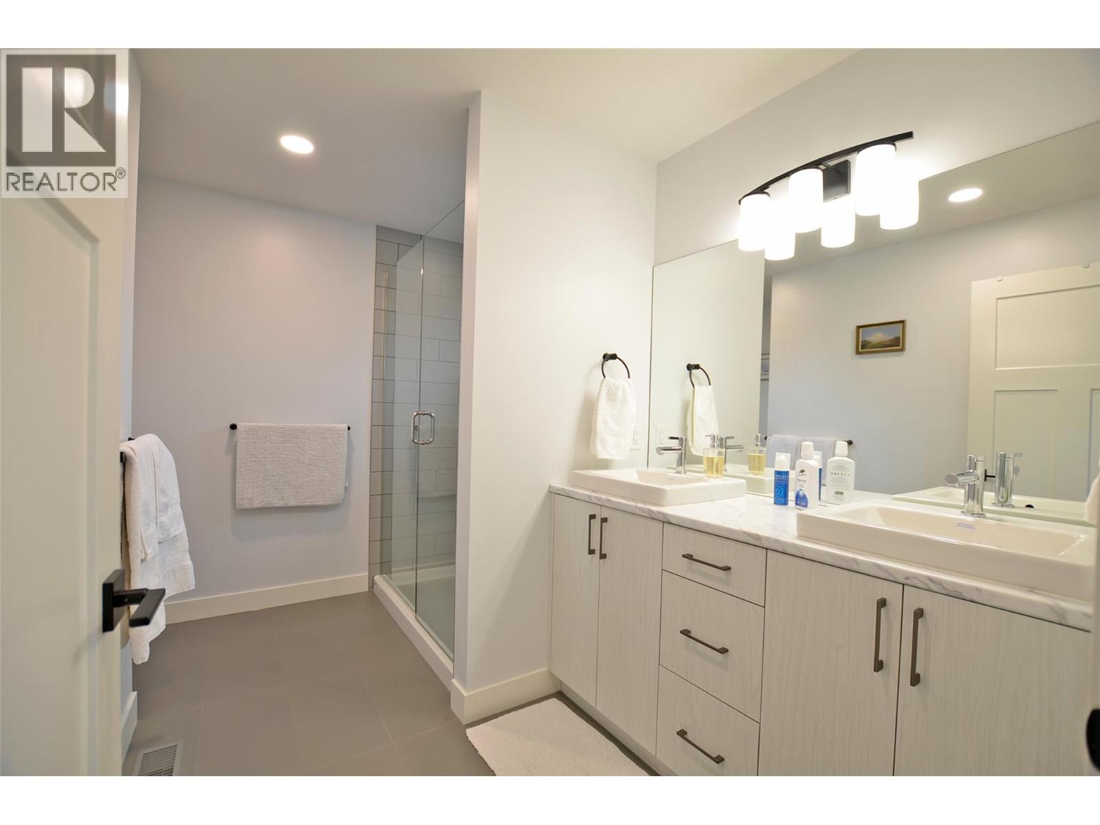 2744 Cedar Ridge Street Property Photo 36