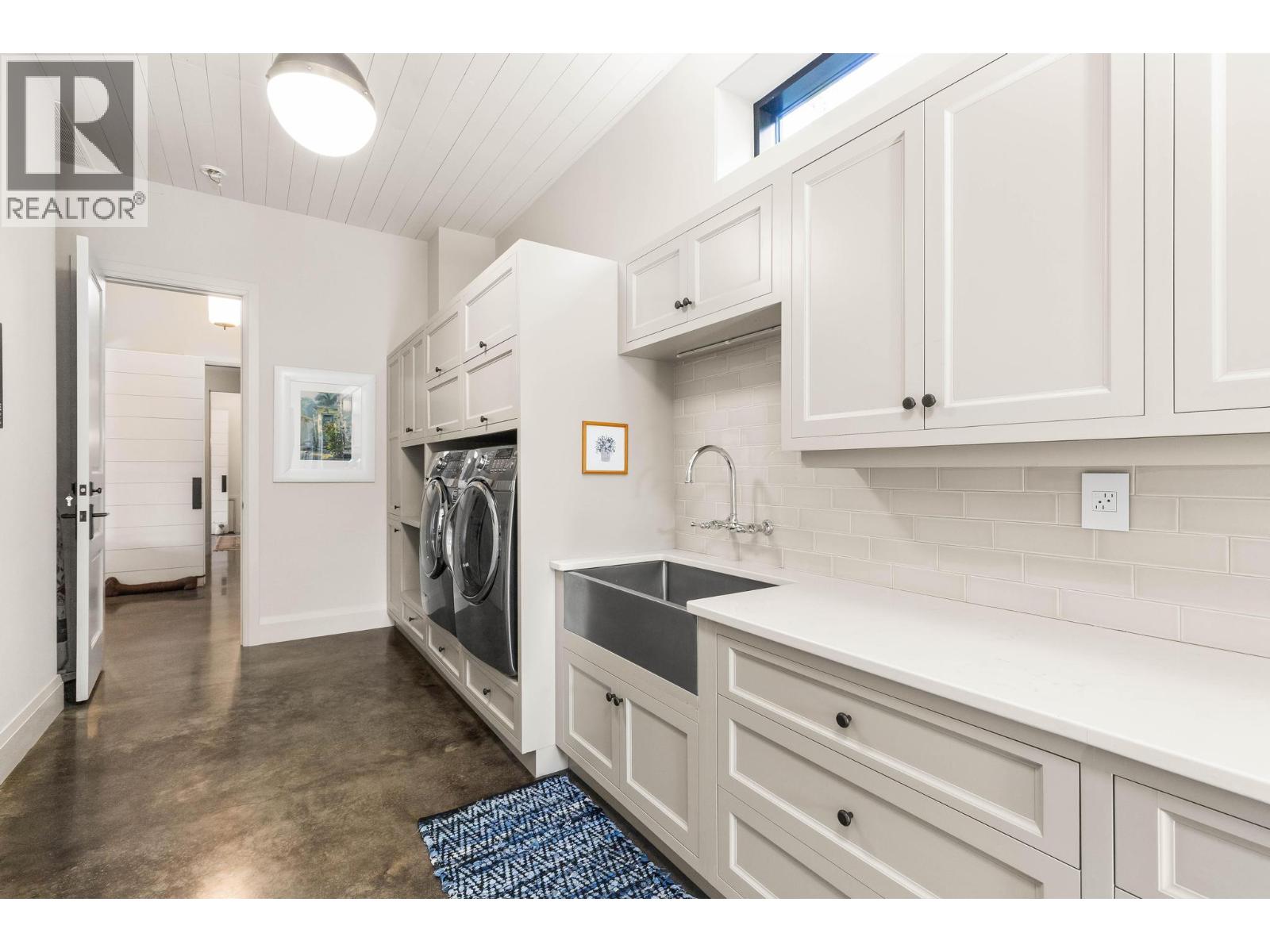26 Commonage Road Property Photo 34