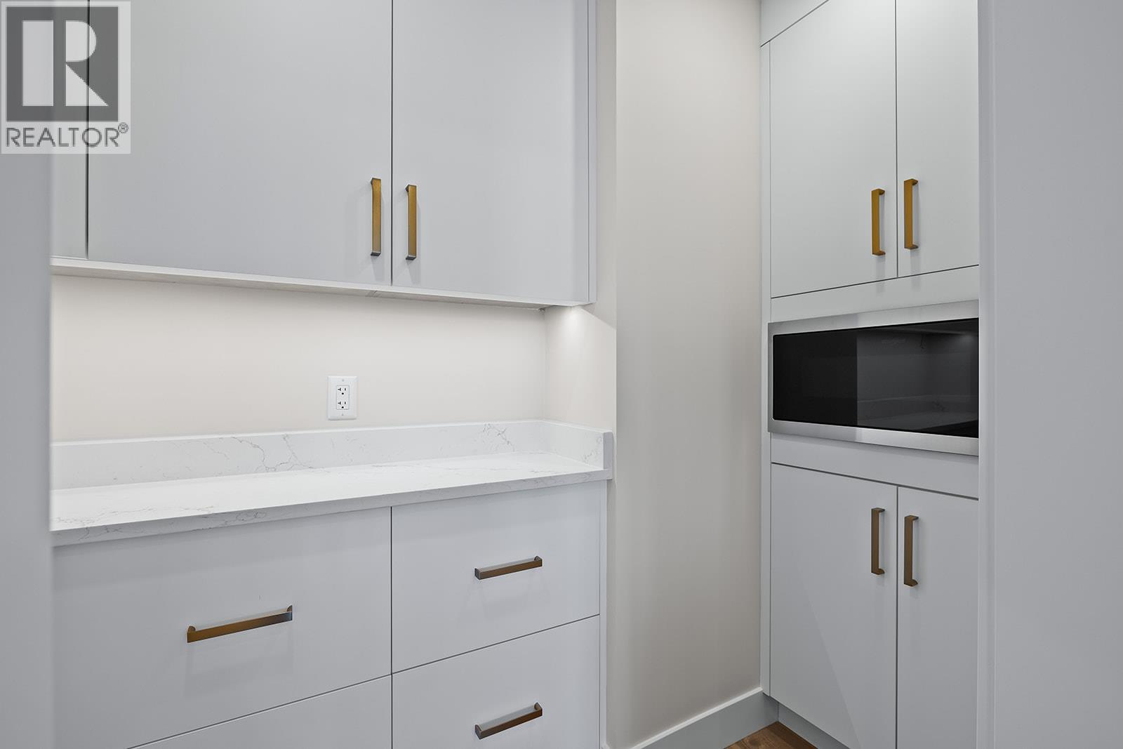 1026 Kitson Court Property Photo 17