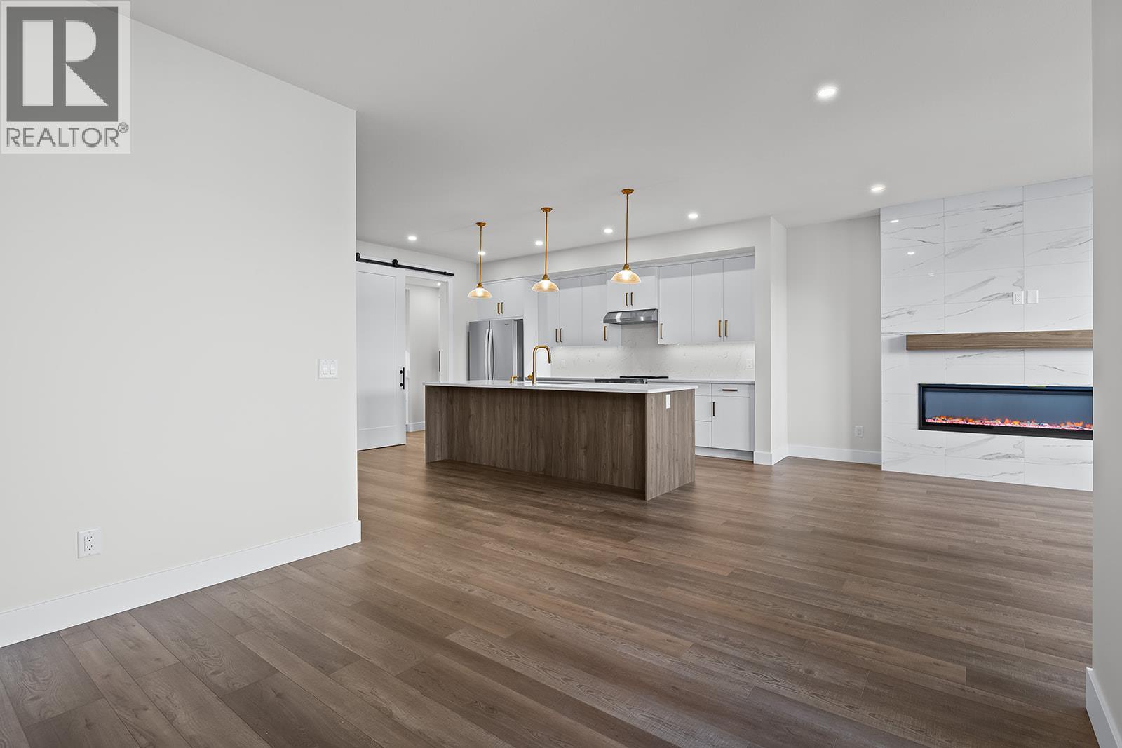 1026 Kitson Court Property Photo 19