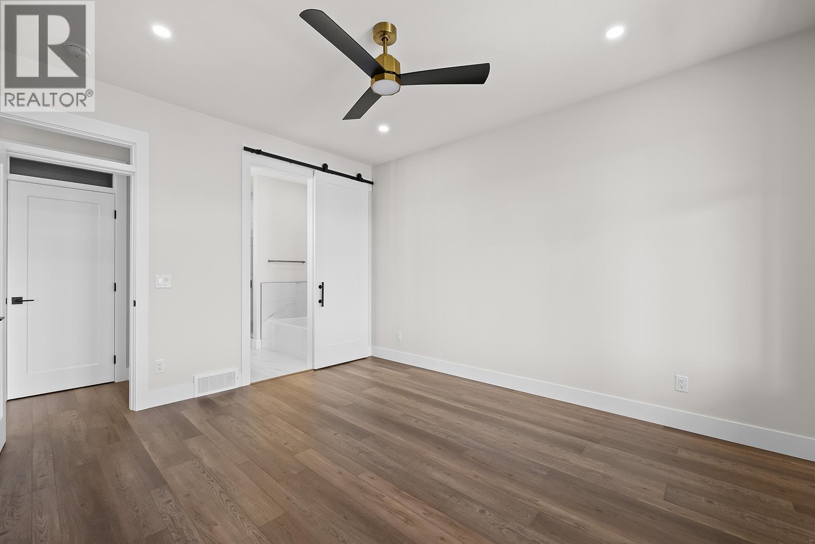 1026 Kitson Court Property Photo 30