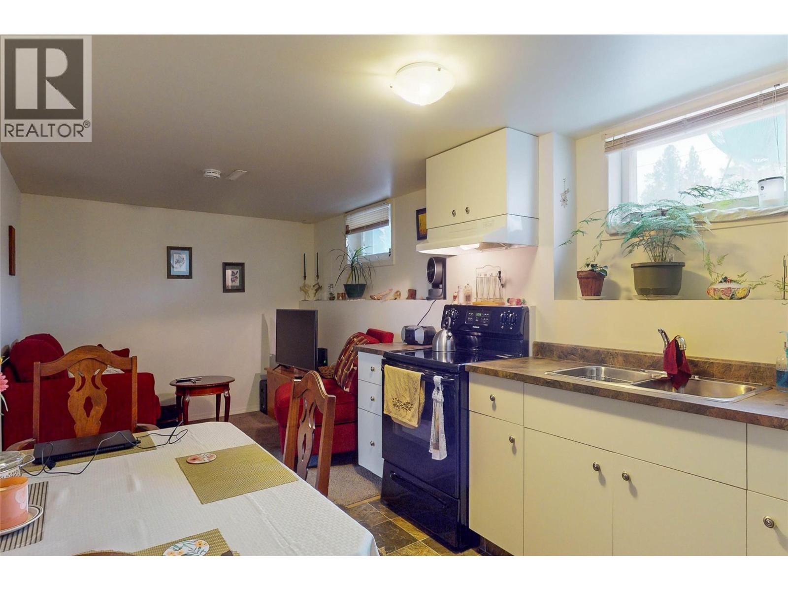 317 8th S Street Property Photo 13