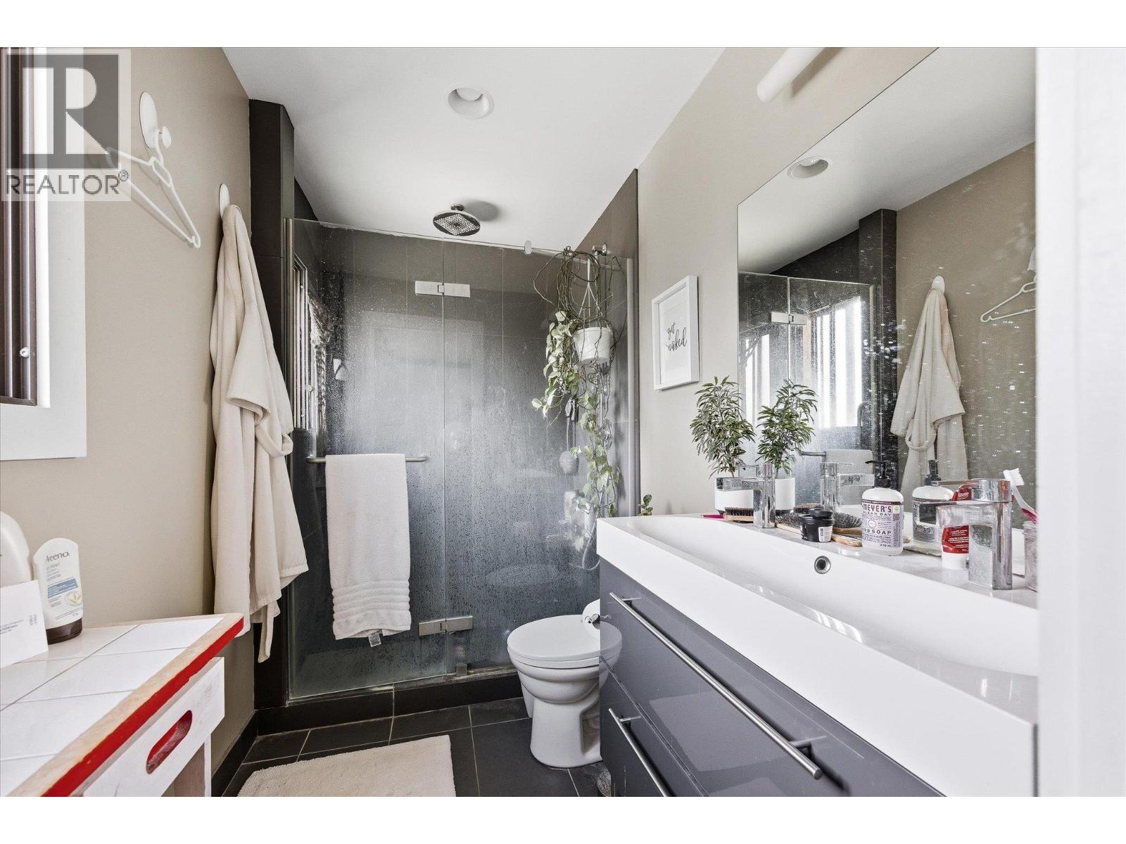319 Valley Road Property Photo 39
