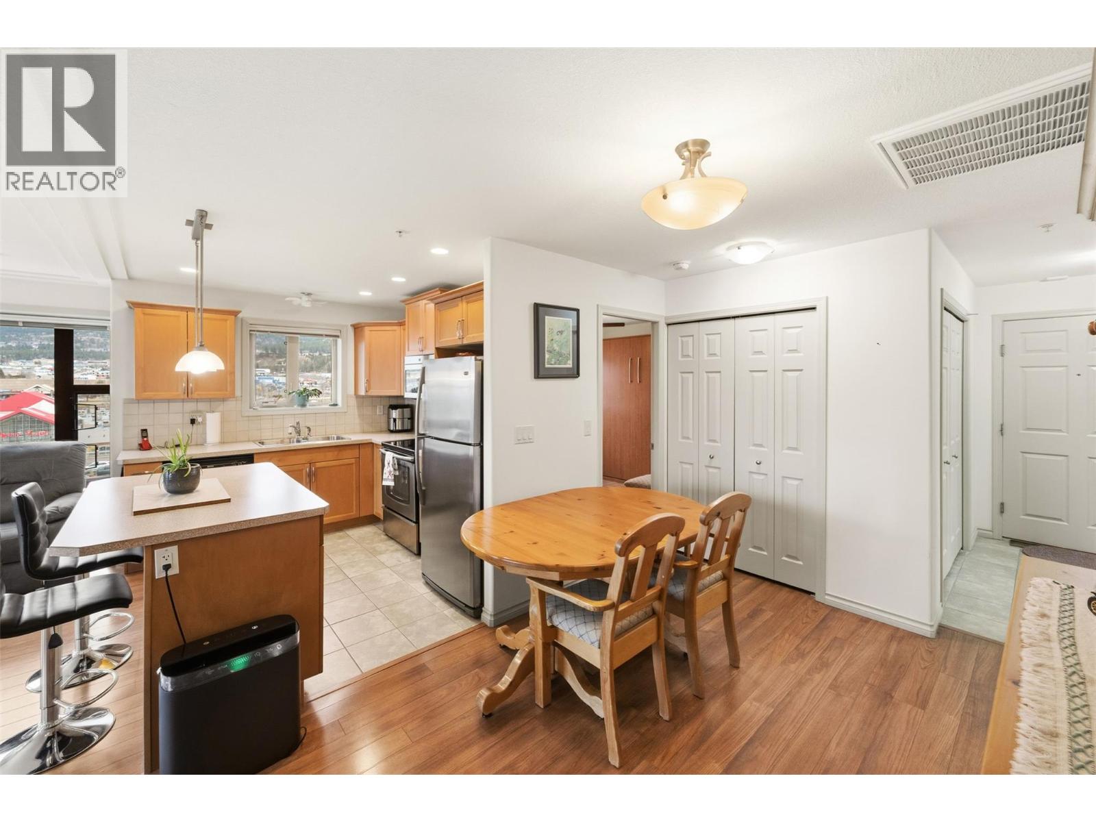 2125 Atkinson Street Unit# 702 Property Photo 13