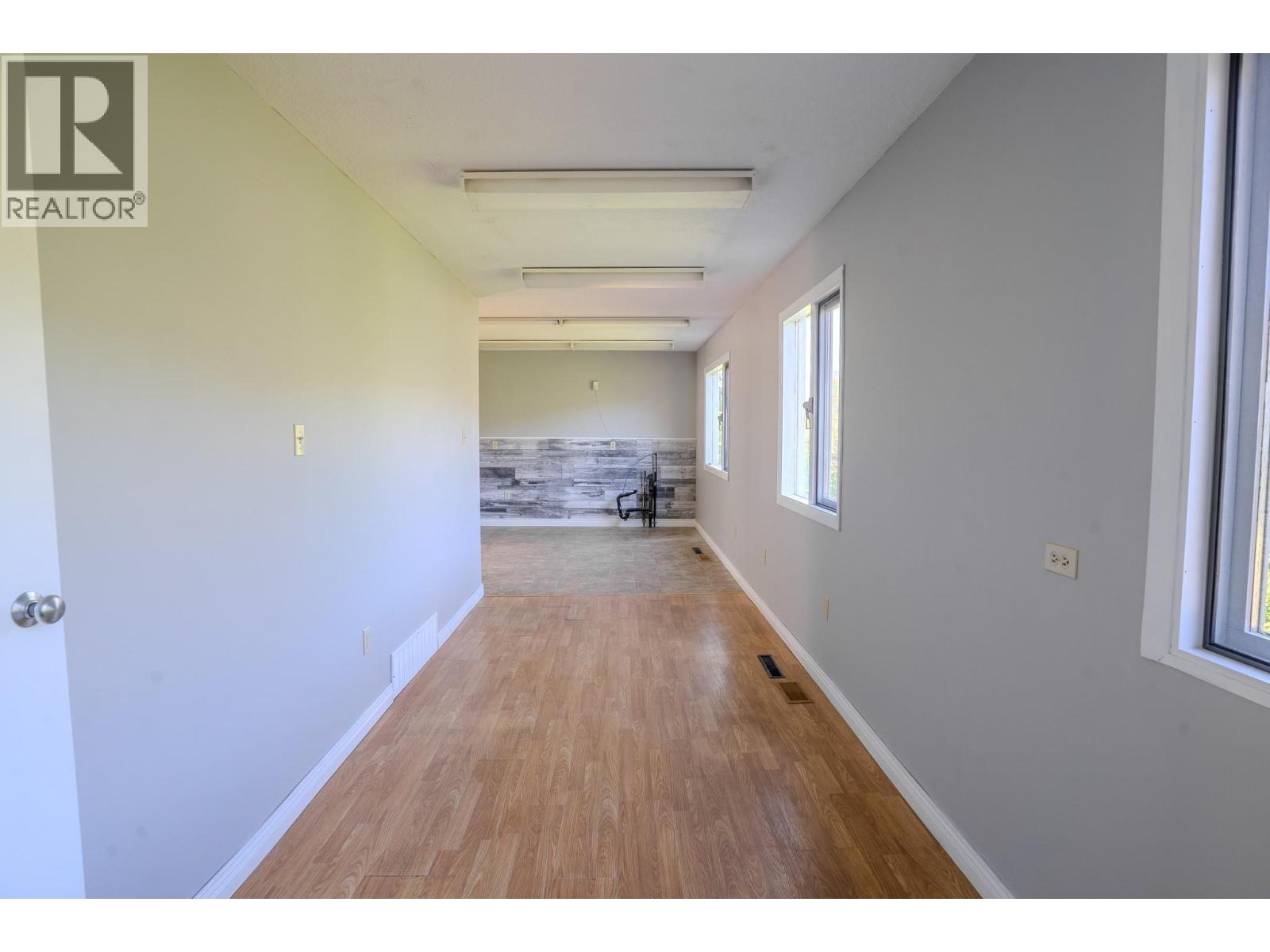722 1st Avenue Property Photo 17