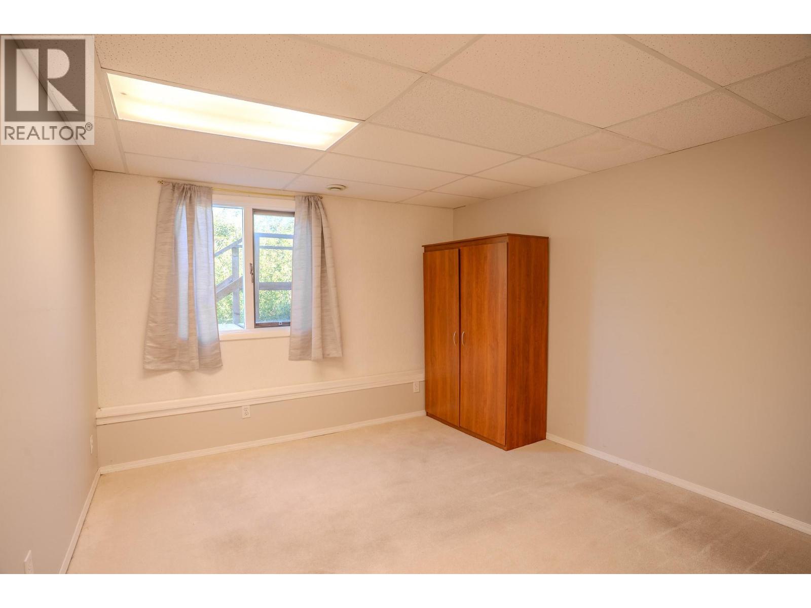 722 1st Avenue Property Photo 32