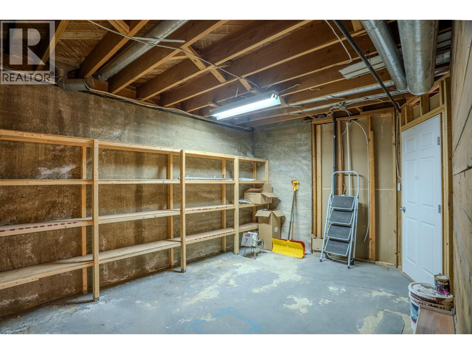 722 1st Avenue Property Photo 41