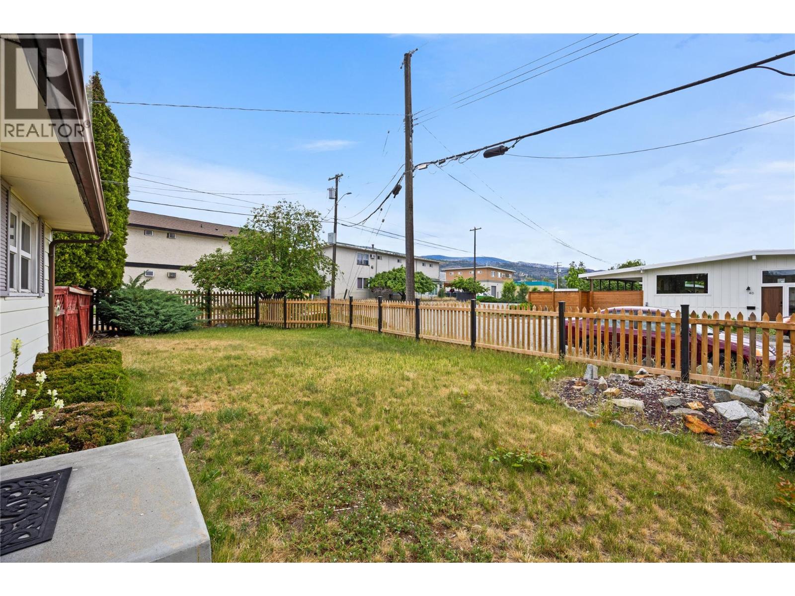 39 Granby Place Property Photo 2