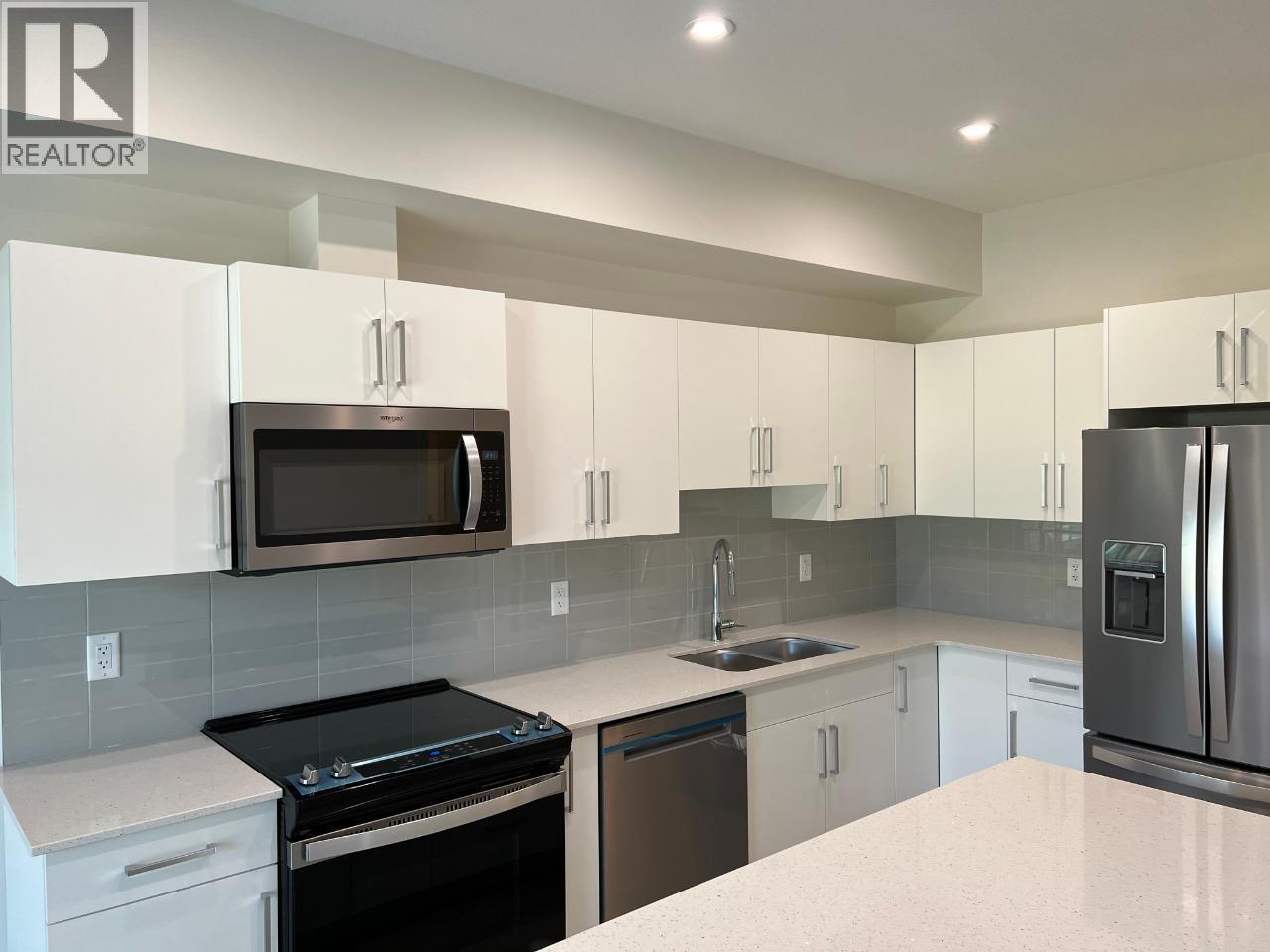 2345 Butt Road Unit# 511 Property Photo 2