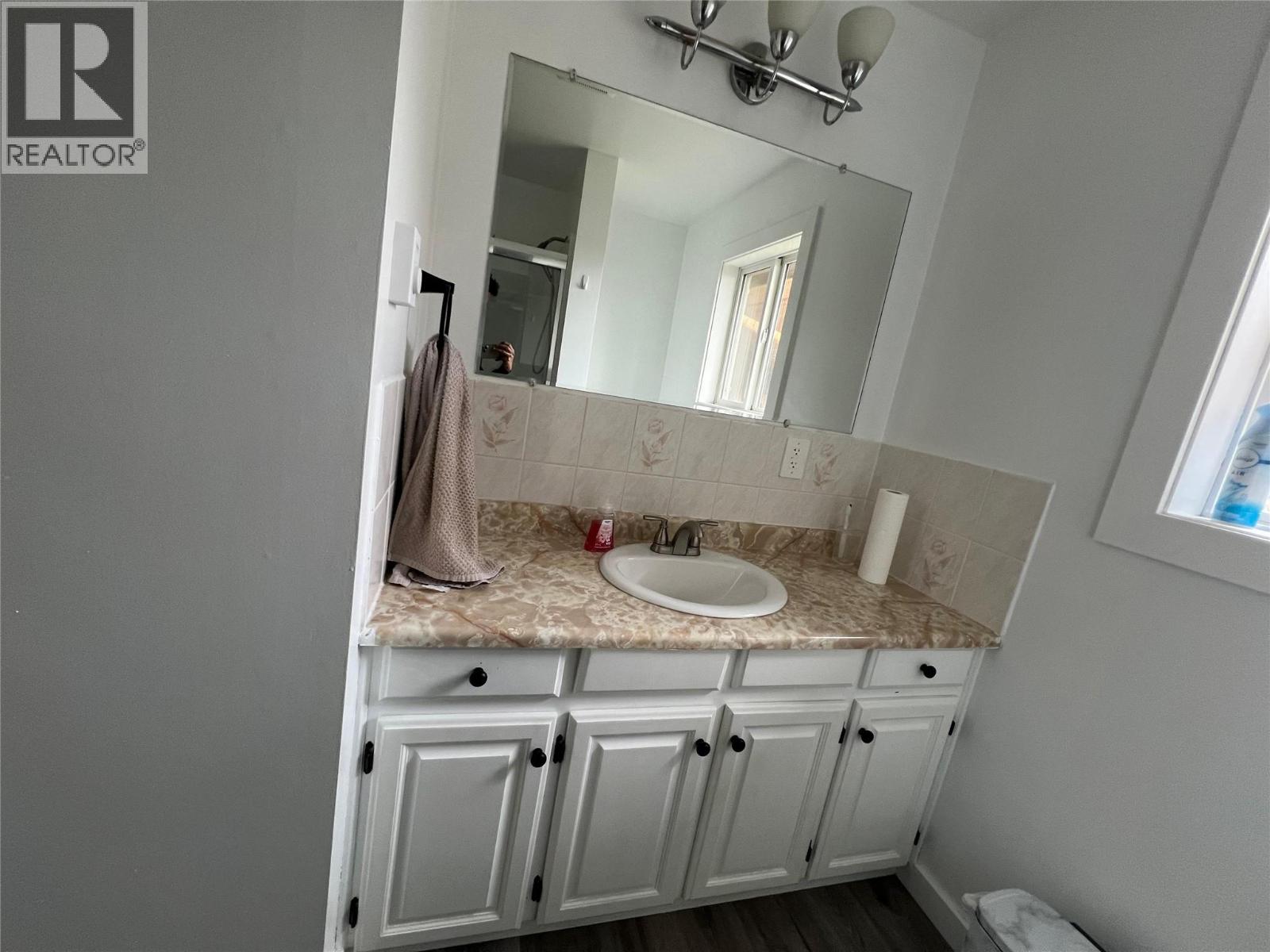 3621 Muzzy Road Property Photo 14