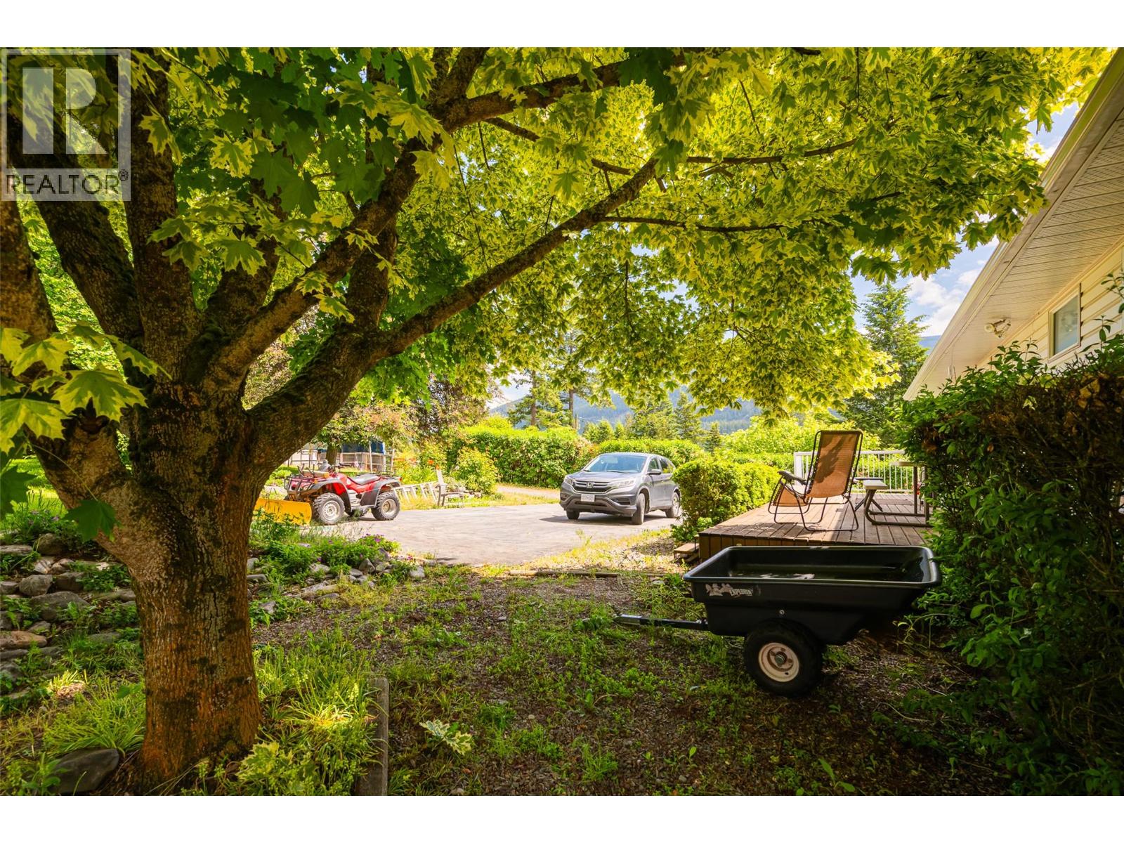 3908 Haskins Road E Property Photo 27